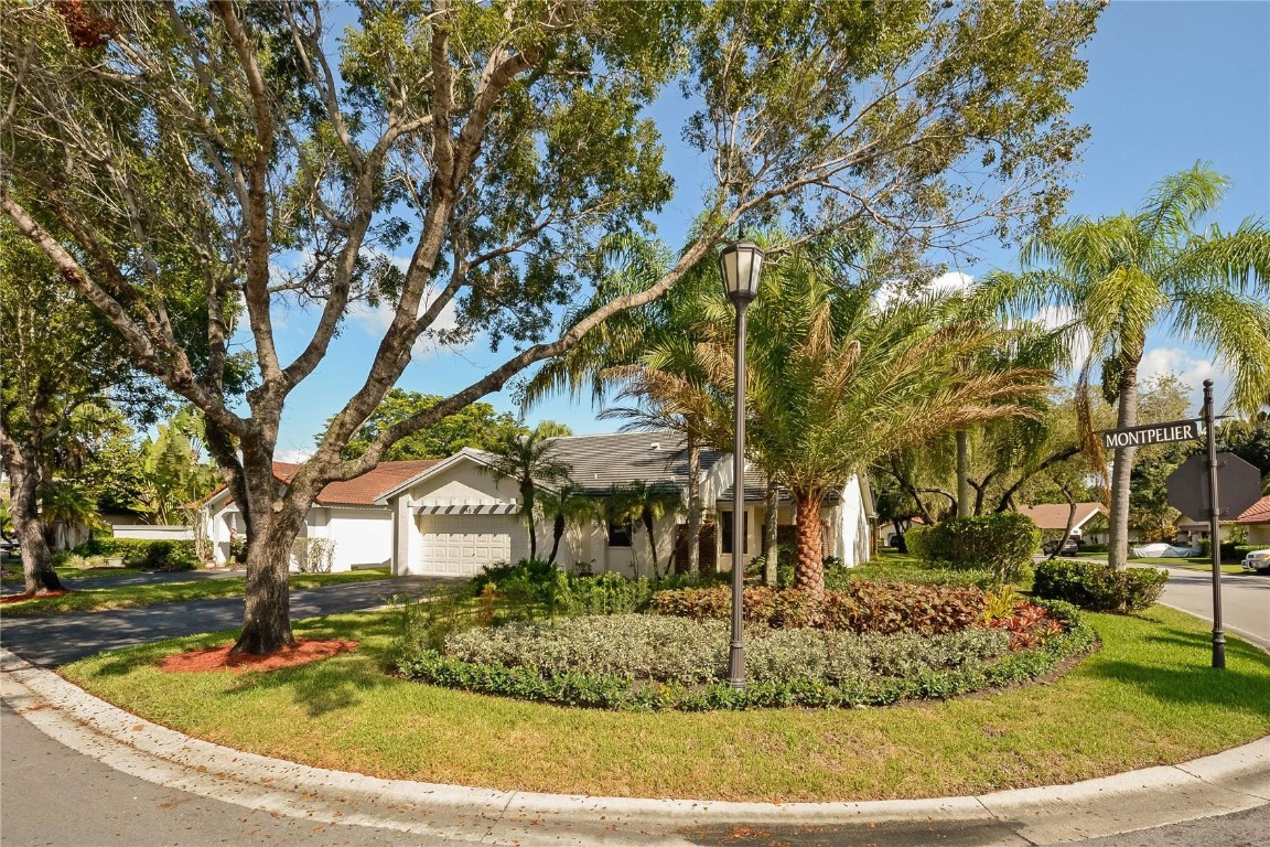 Country Isles Patio Homes - Residential Lease