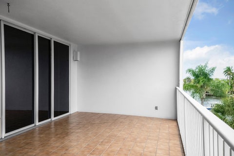 Tiny photo for 3100 NE 47th Court #305, Fort Lauderdale, FL 33308 (MLS # B26035912)