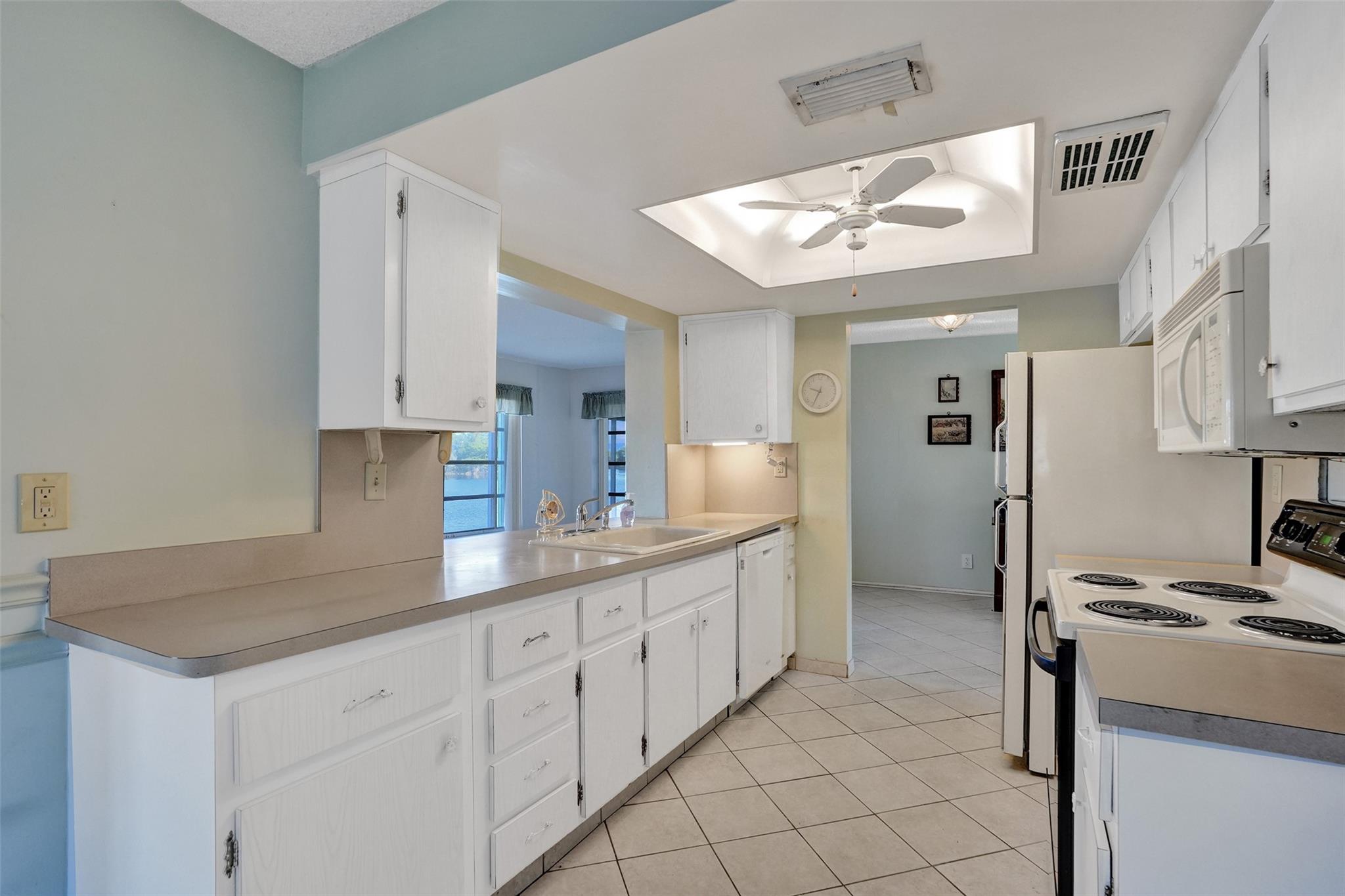 Mainlands Of Tamarac Lake - Residential