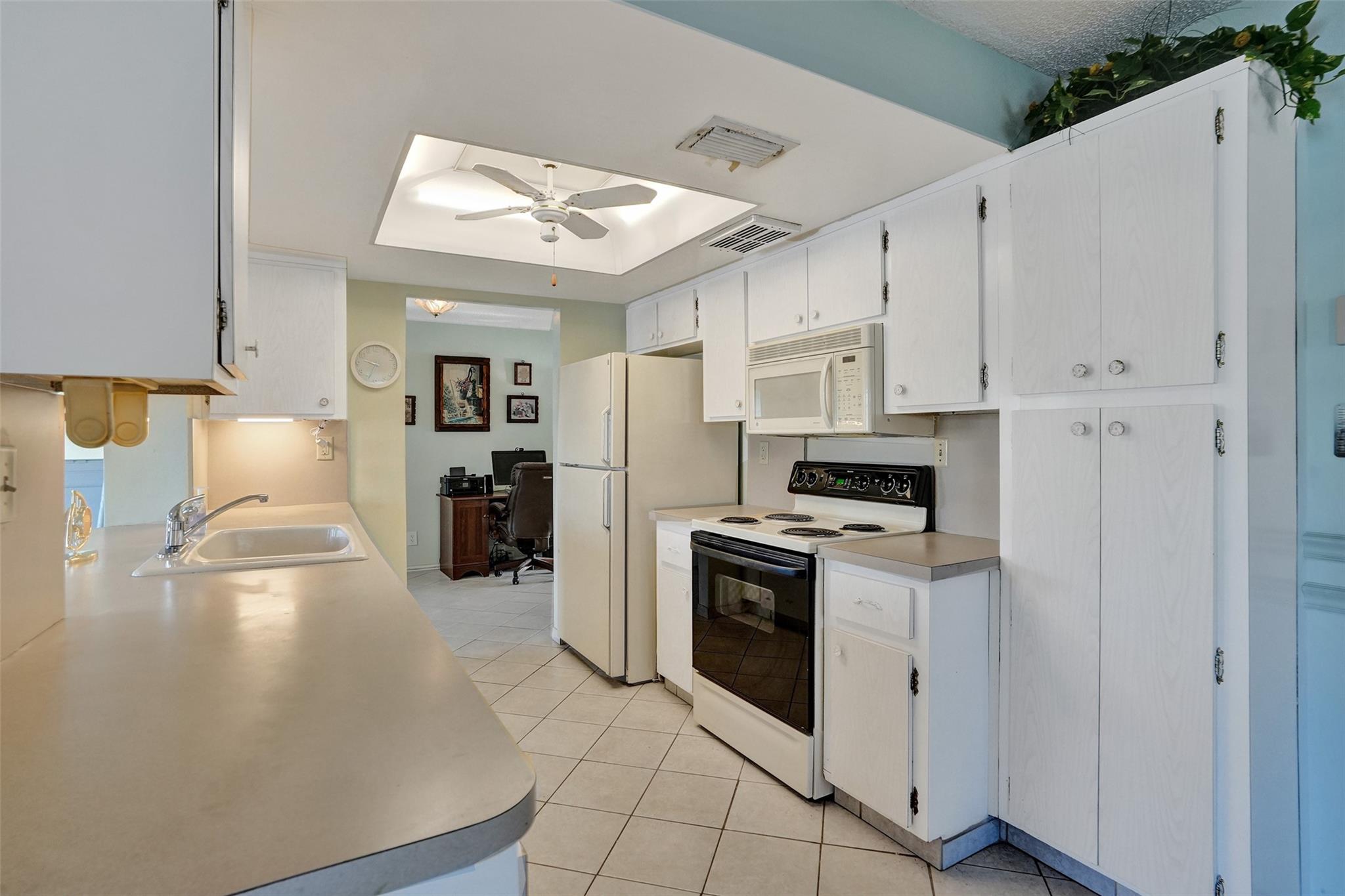 Mainlands Of Tamarac Lake - Residential