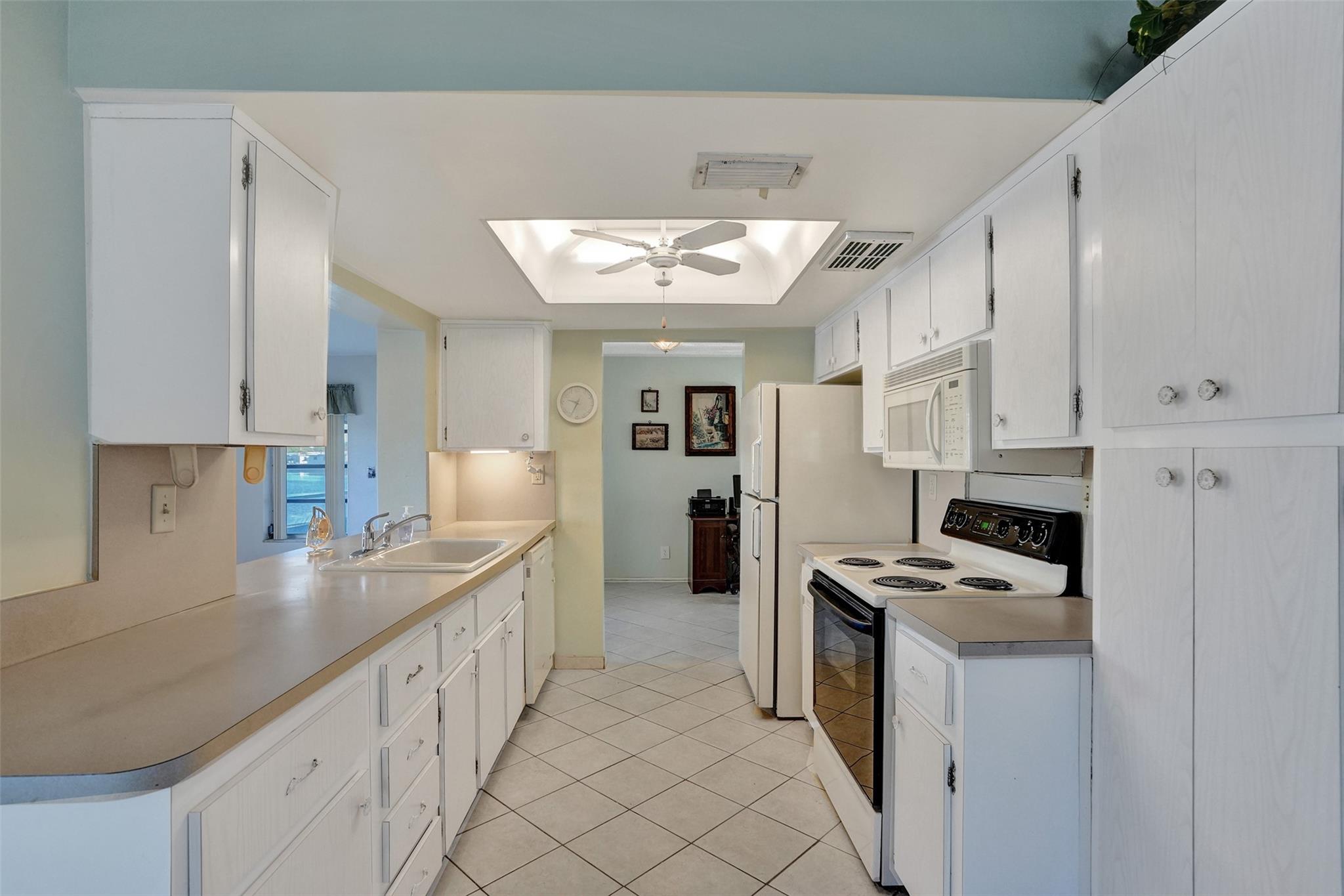 Mainlands Of Tamarac Lake - Residential