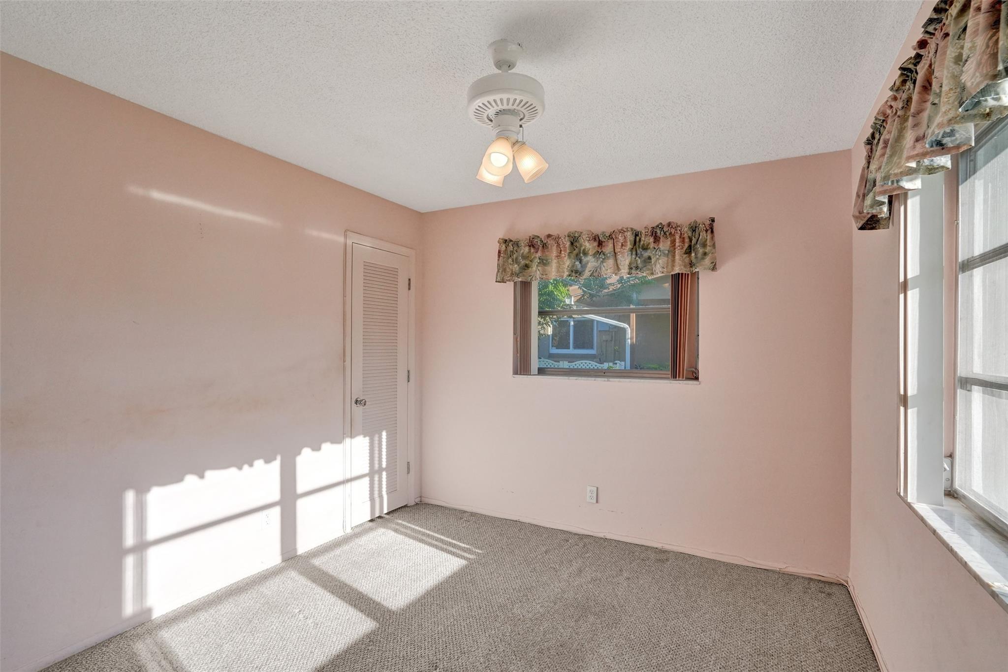 Mainlands Of Tamarac Lake - Residential