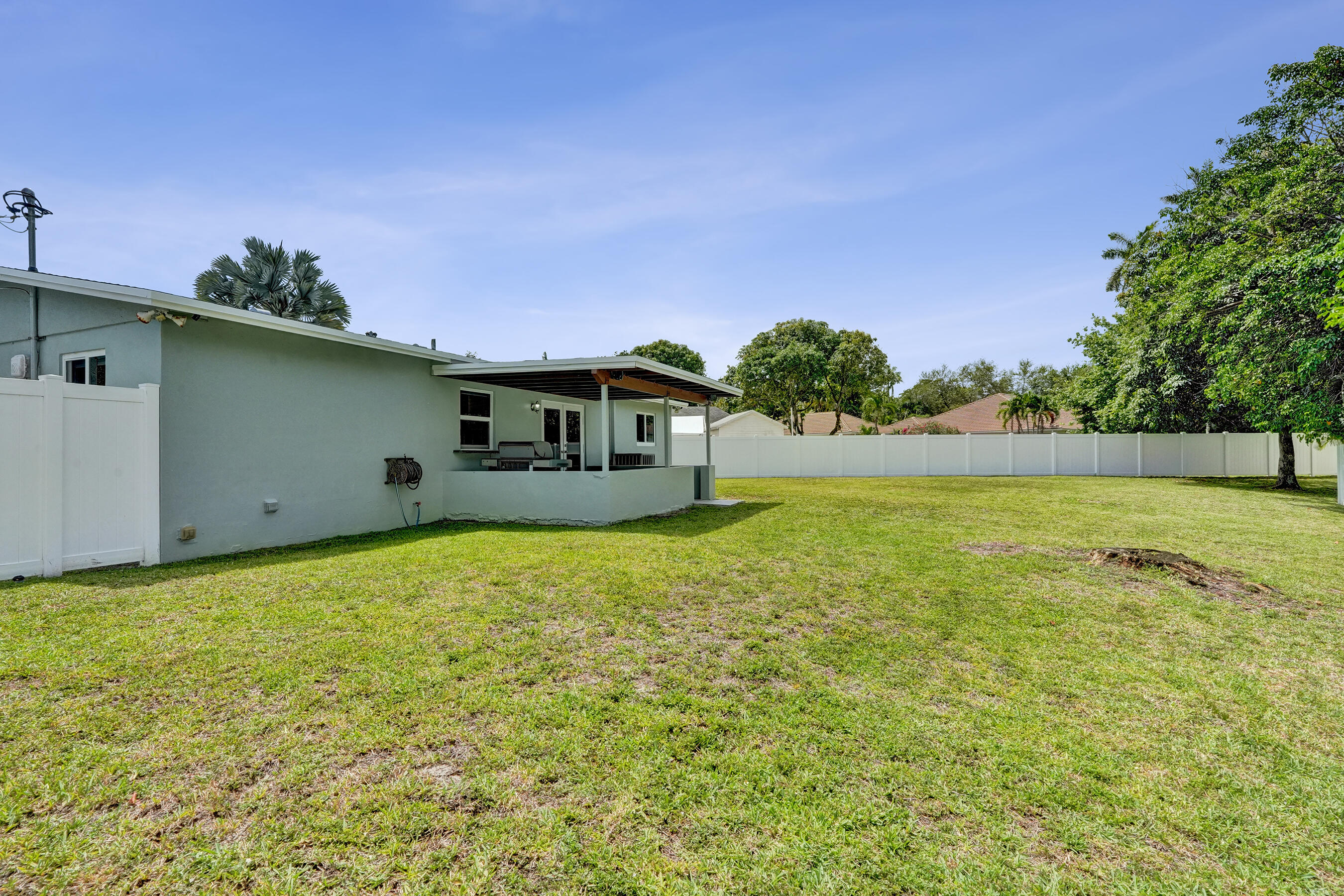 SUMMERTIME ISLES - Residential