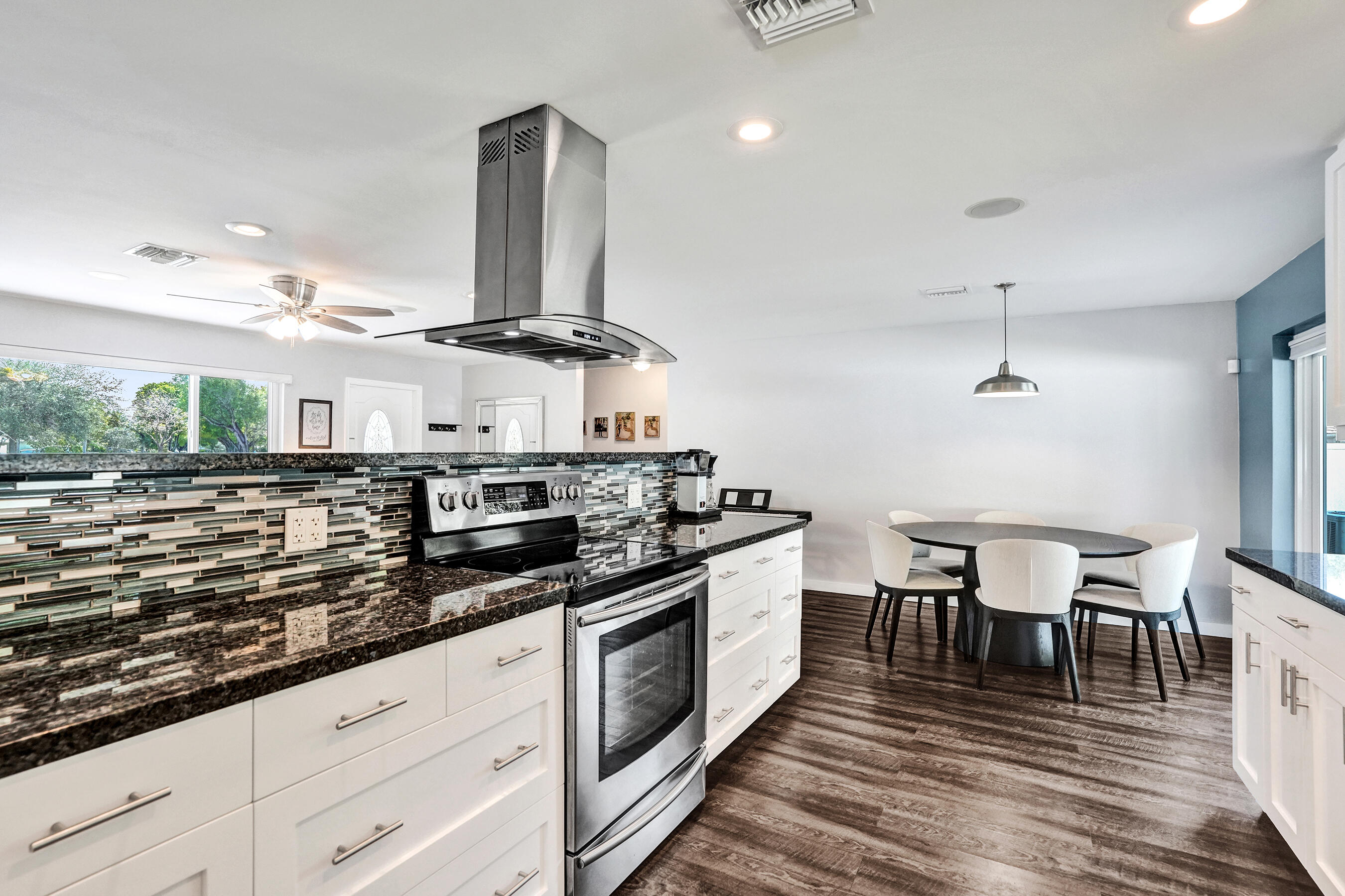 SUMMERTIME ISLES - Residential