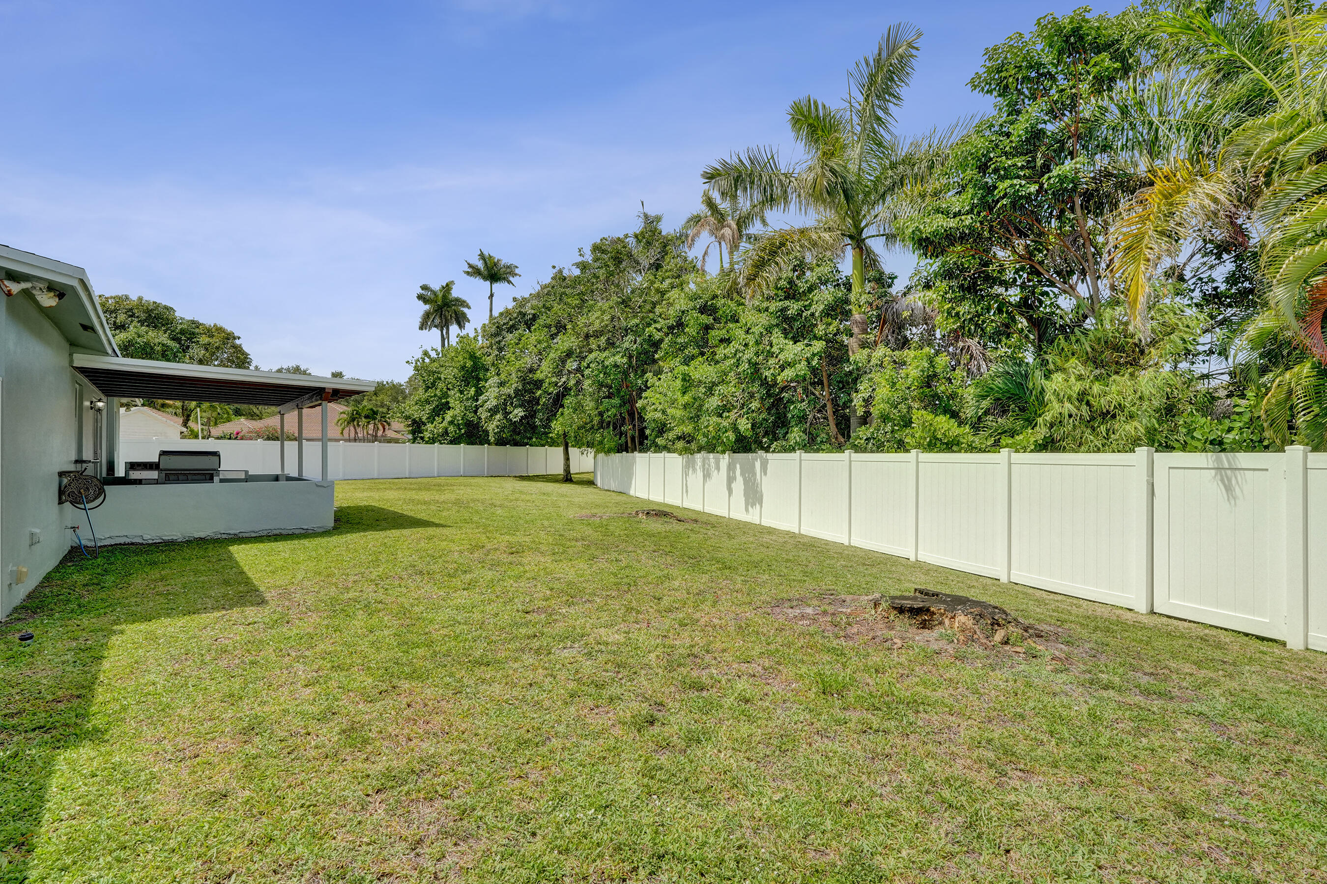SUMMERTIME ISLES - Residential
