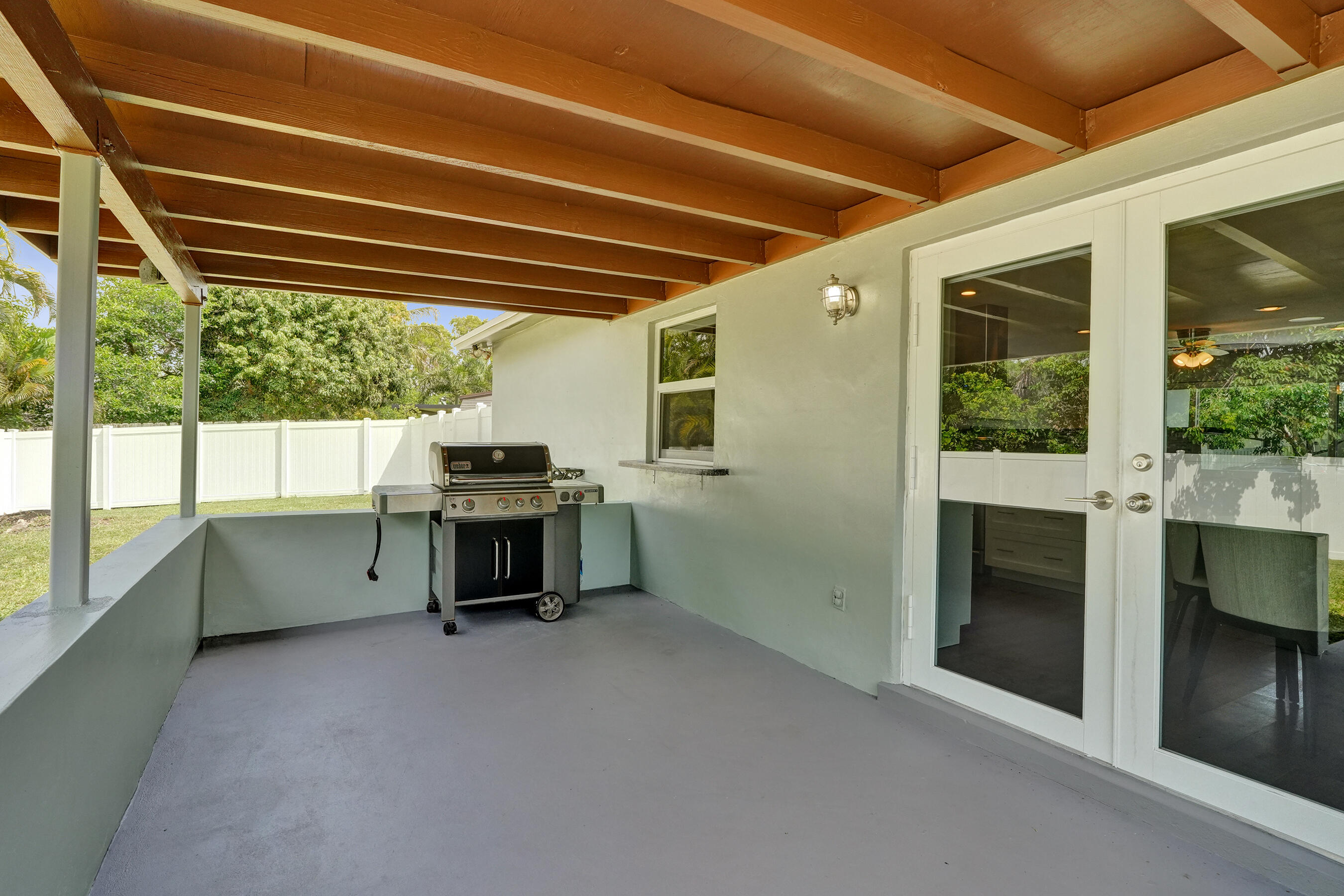 SUMMERTIME ISLES - Residential