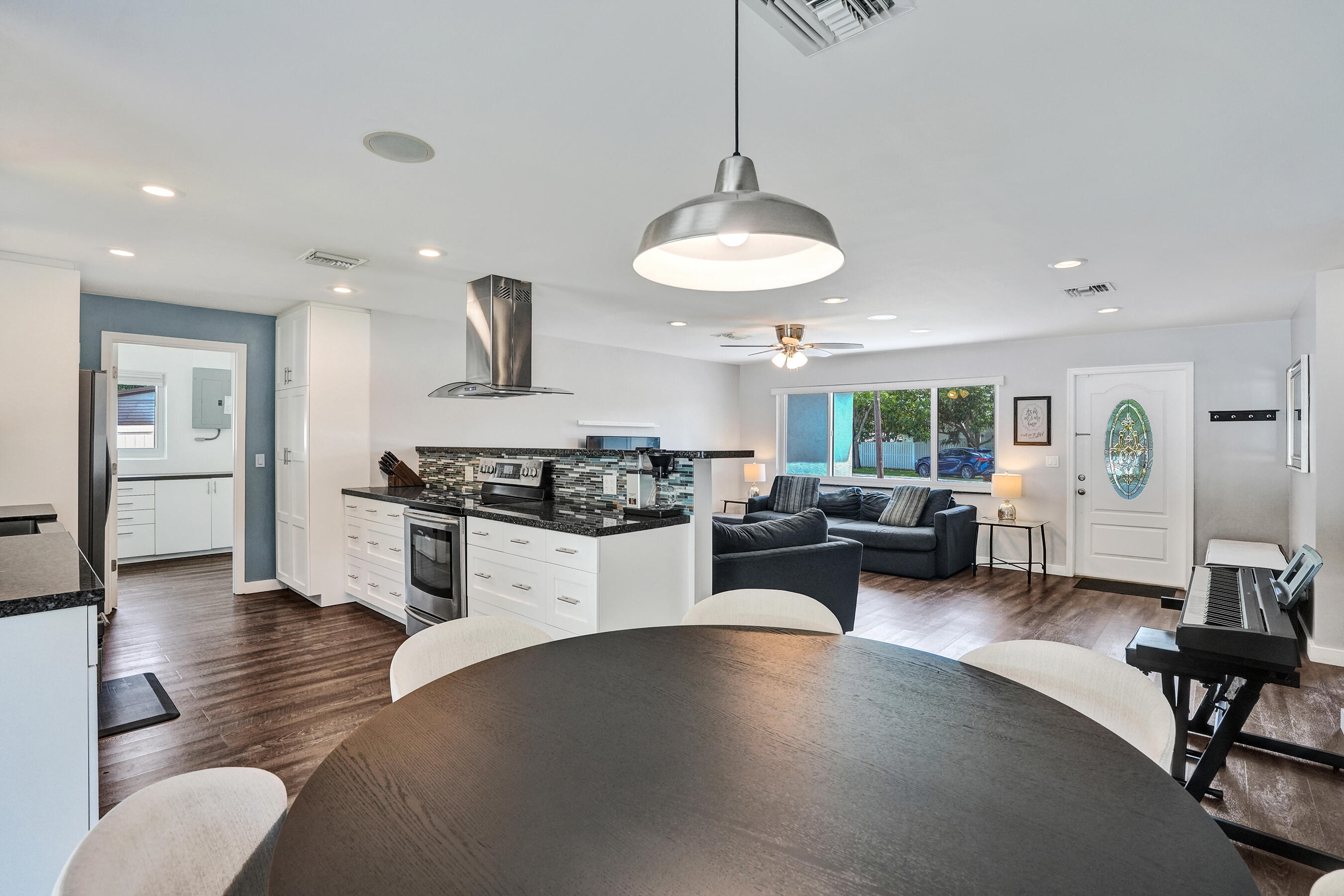 SUMMERTIME ISLES - Residential