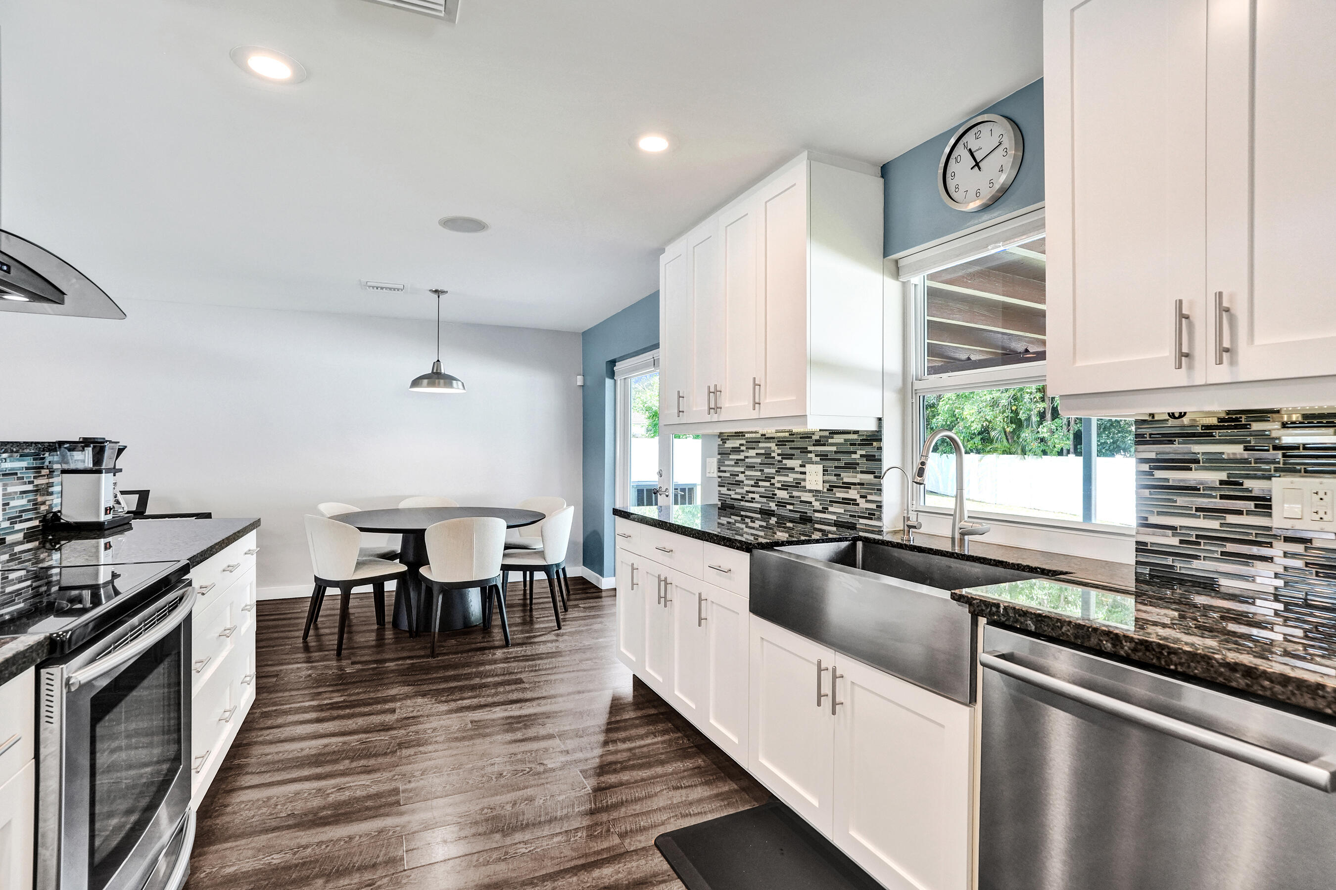 SUMMERTIME ISLES - Residential