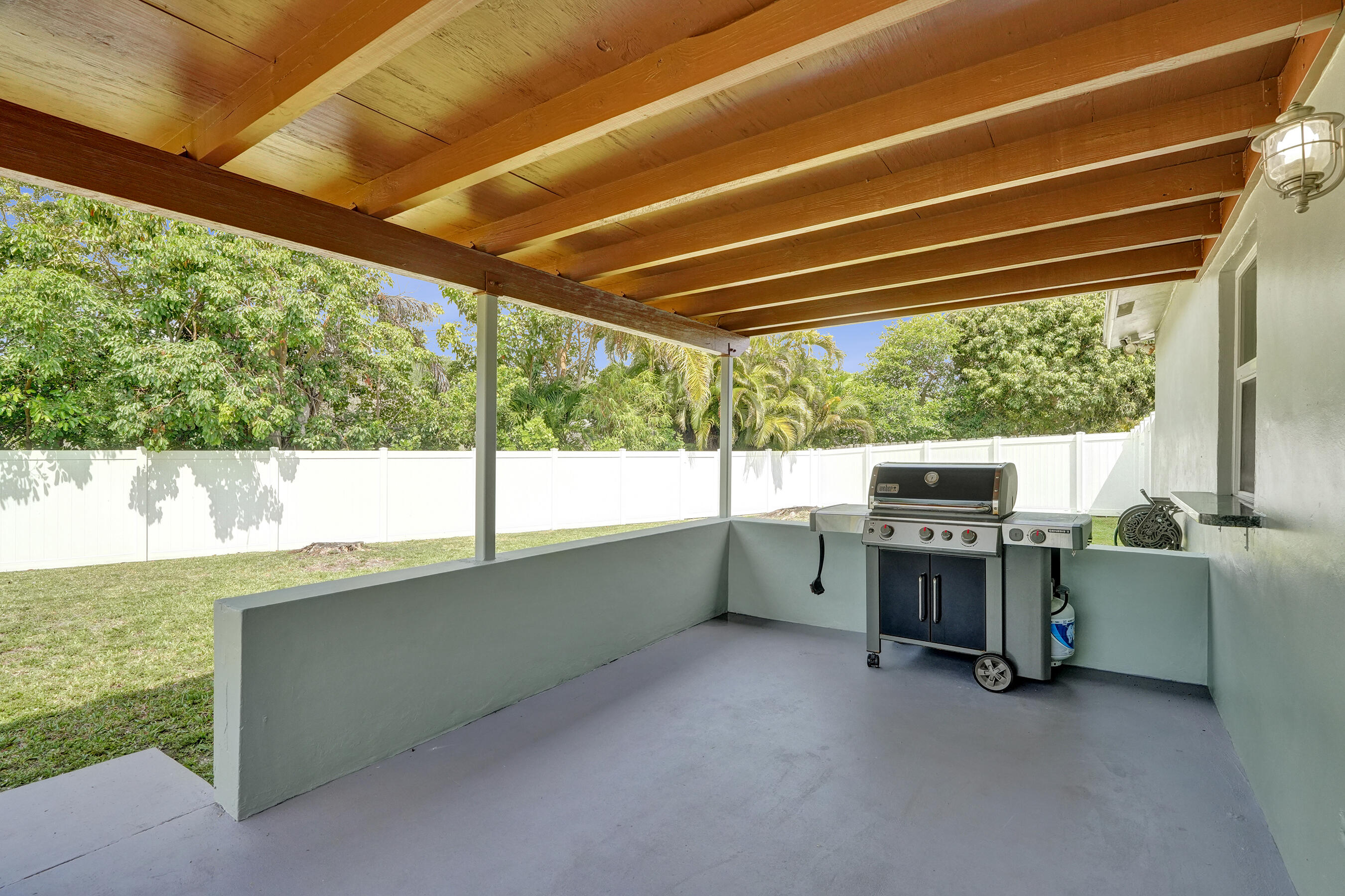 SUMMERTIME ISLES - Residential