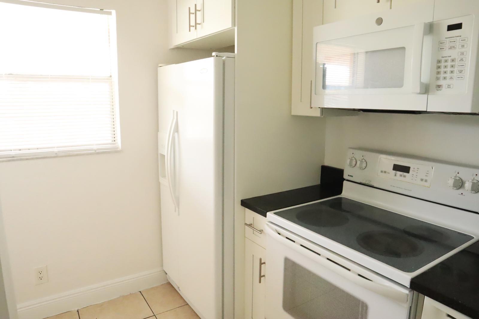 GOLDCREST CONDO - Residential Lease