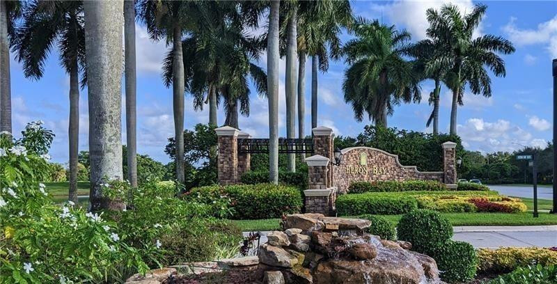 HERON BAY SOUTH - Residential