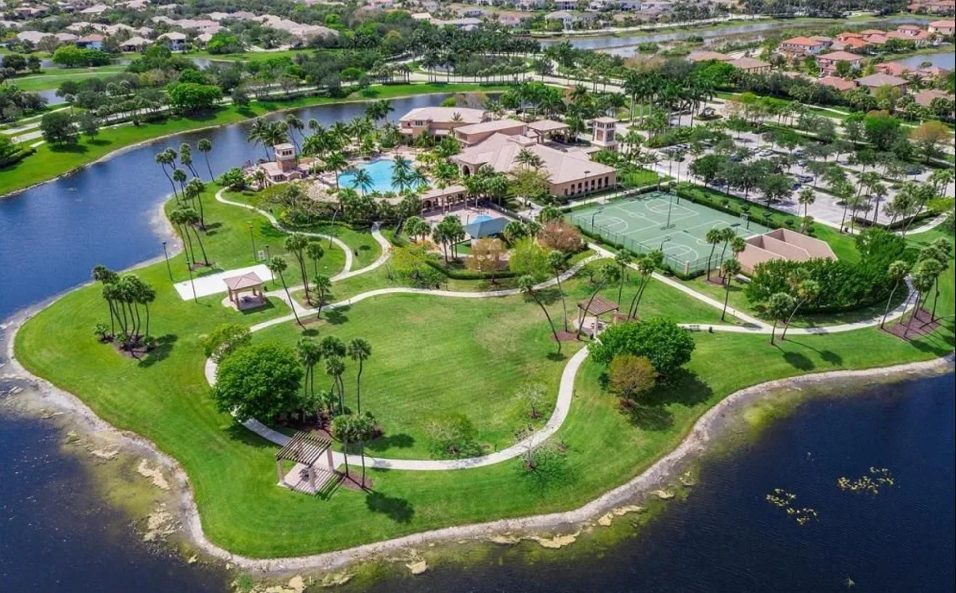 HERON BAY SOUTH - Residential