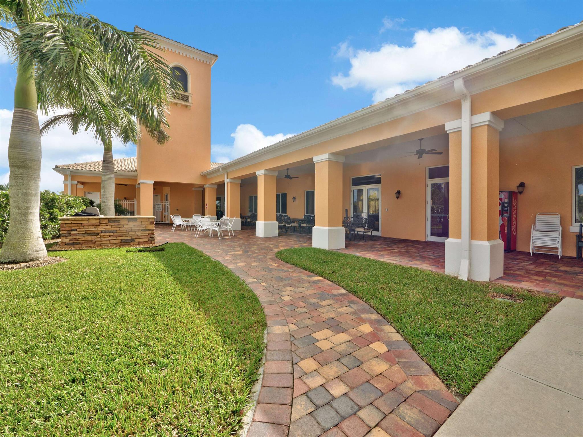 TRADITION PLAT NO 30 - Residential Lease