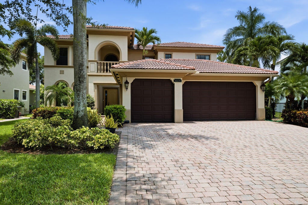 Photo of 8105 FERENTINO Pass, Delray Beach, FL 33446 (MLS # B26062468)