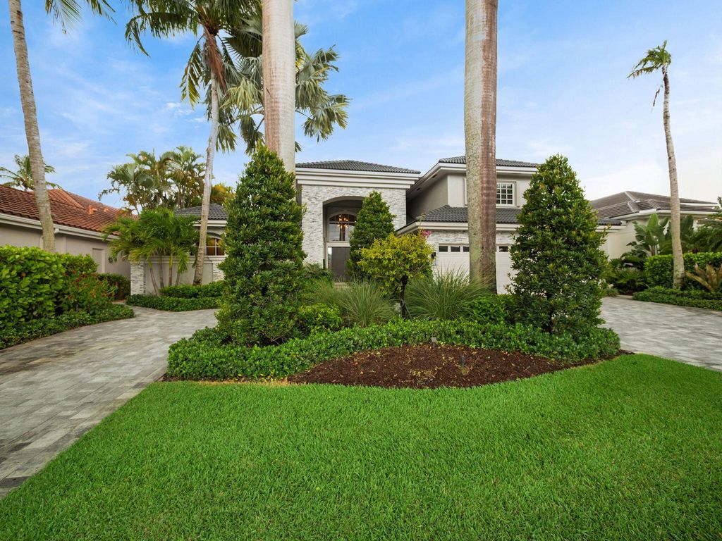 Photo of 1020 Grand Isle Terrace, Palm Beach Gardens, FL 33418 (MLS # R11104953)