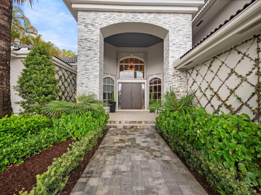 1020 Grand Isle Terrace