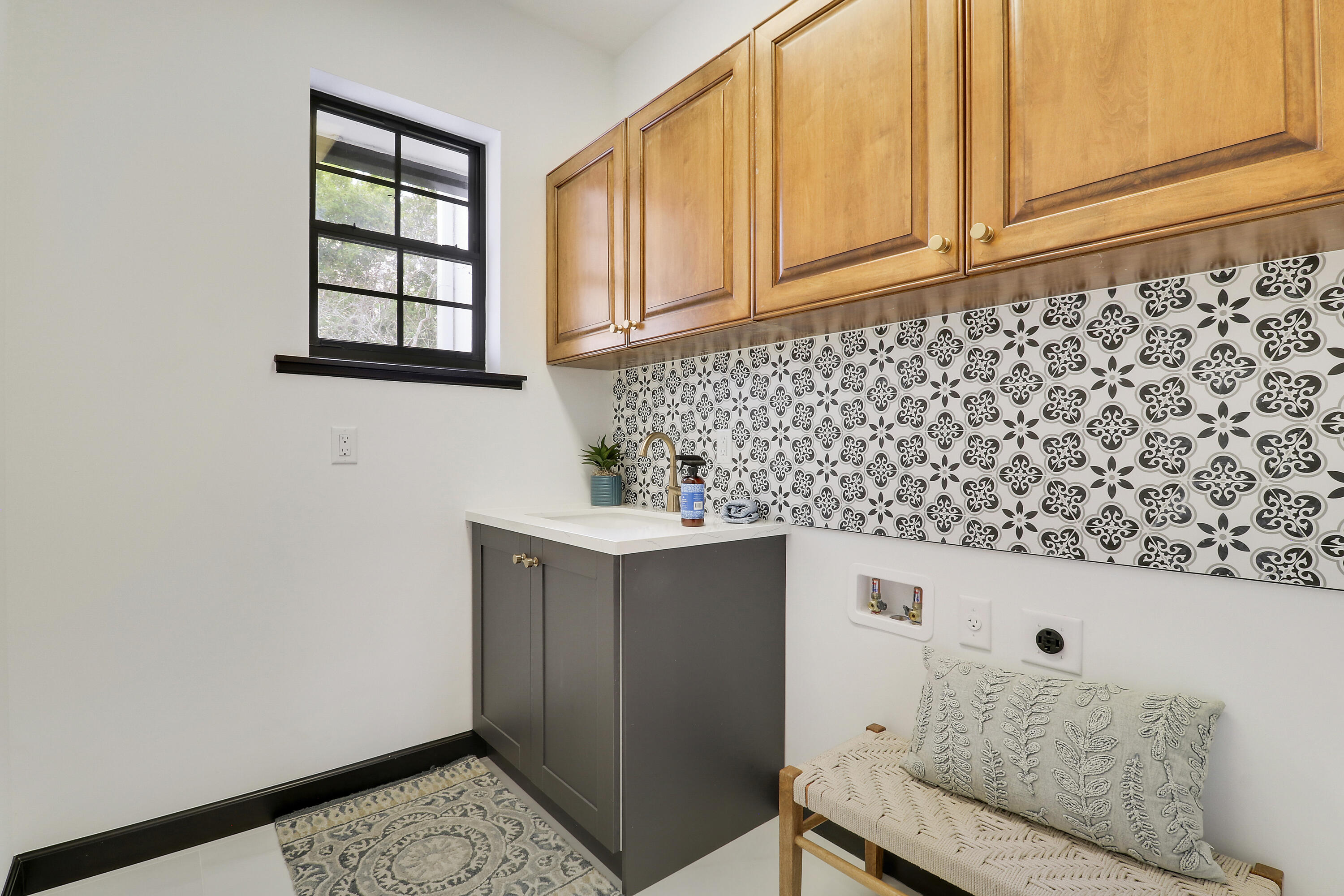 PALM CITY FARMS - Residential