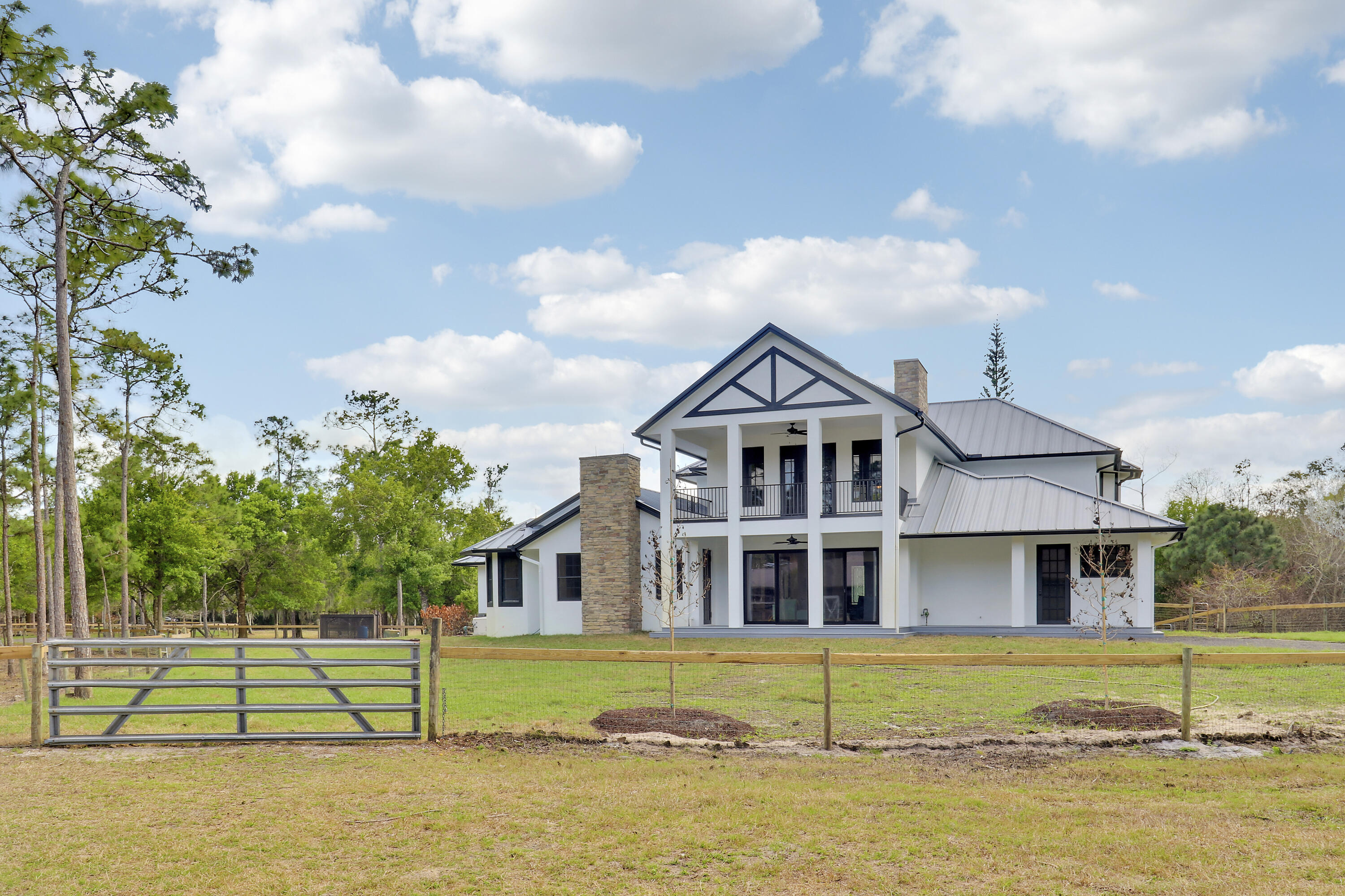 PALM CITY FARMS - Residential