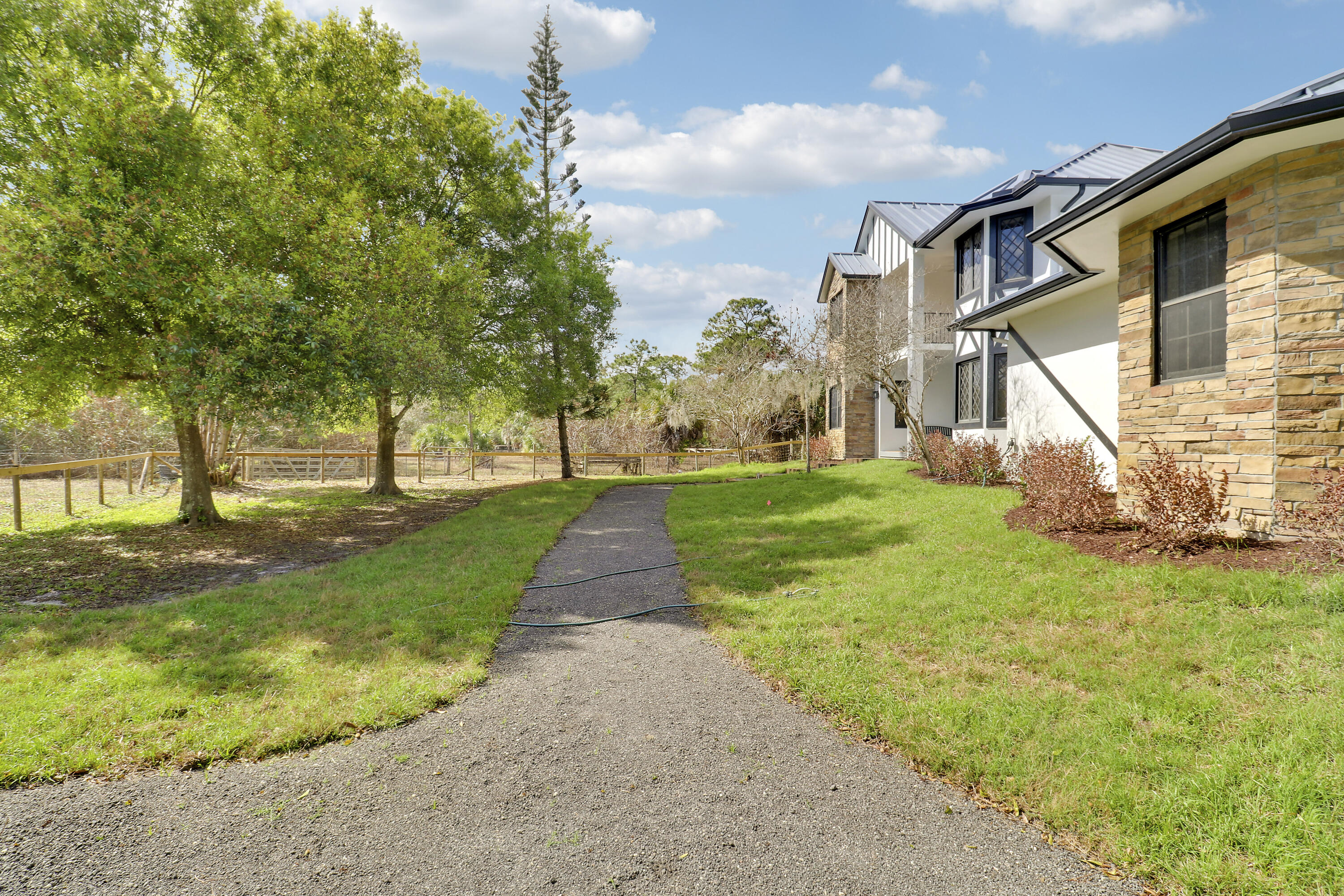 PALM CITY FARMS - Residential