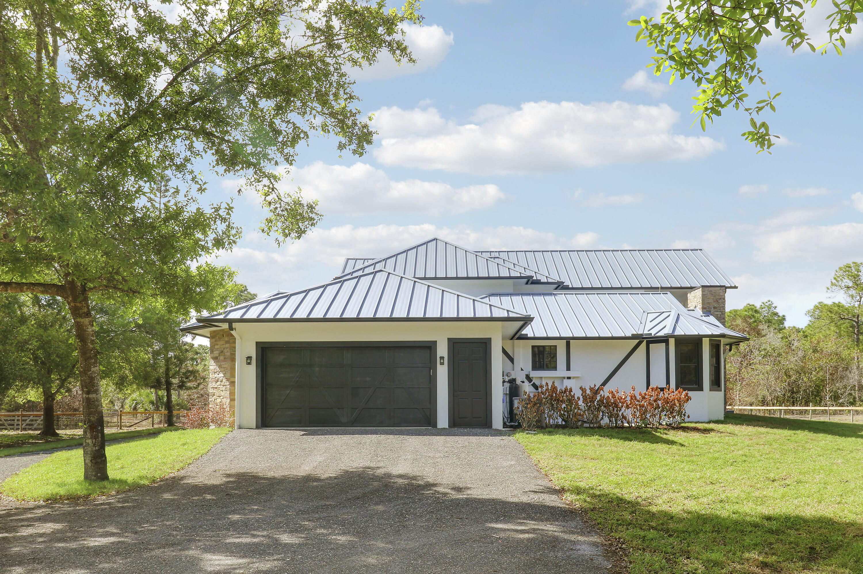 PALM CITY FARMS - Residential