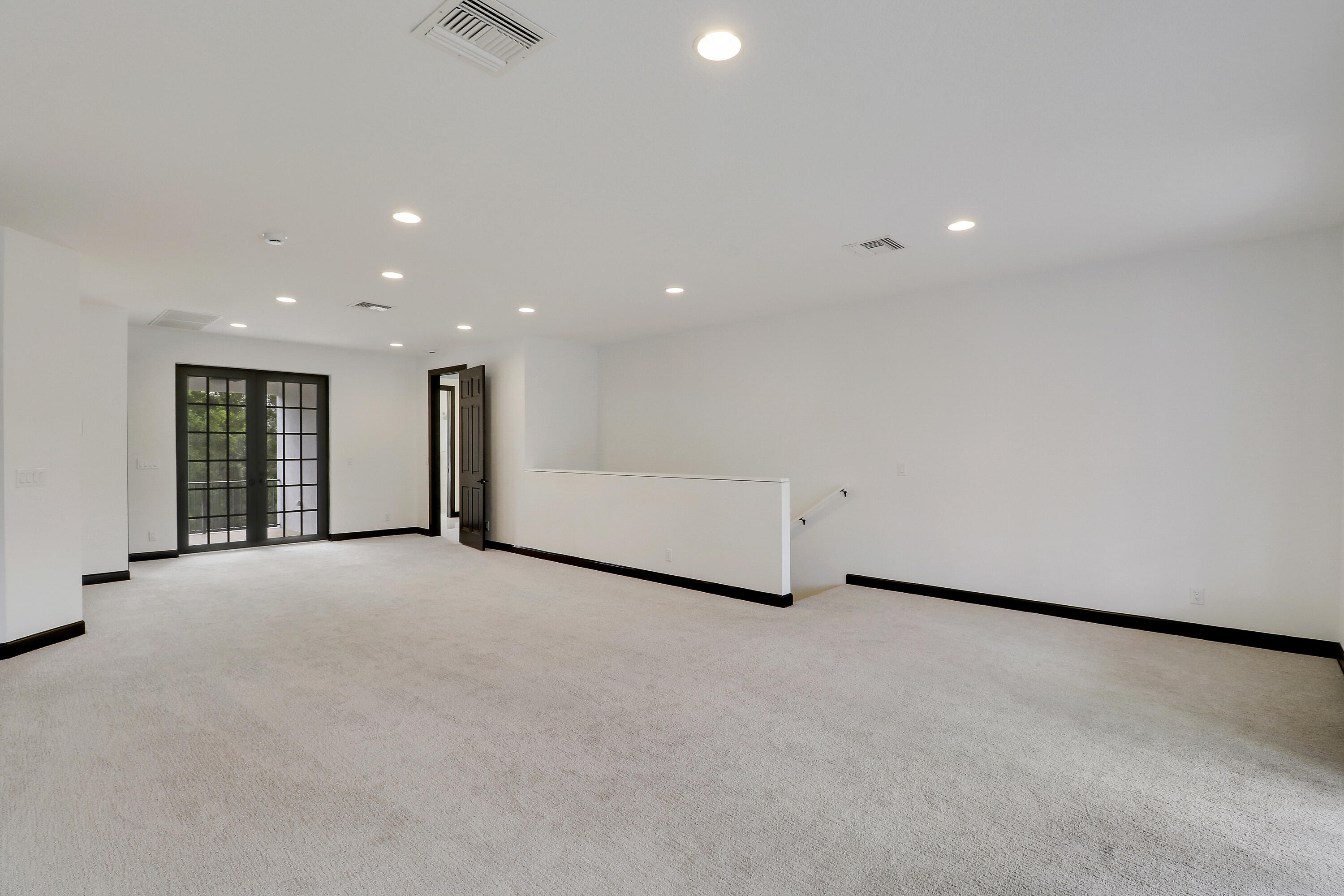 PALM CITY FARMS - Residential