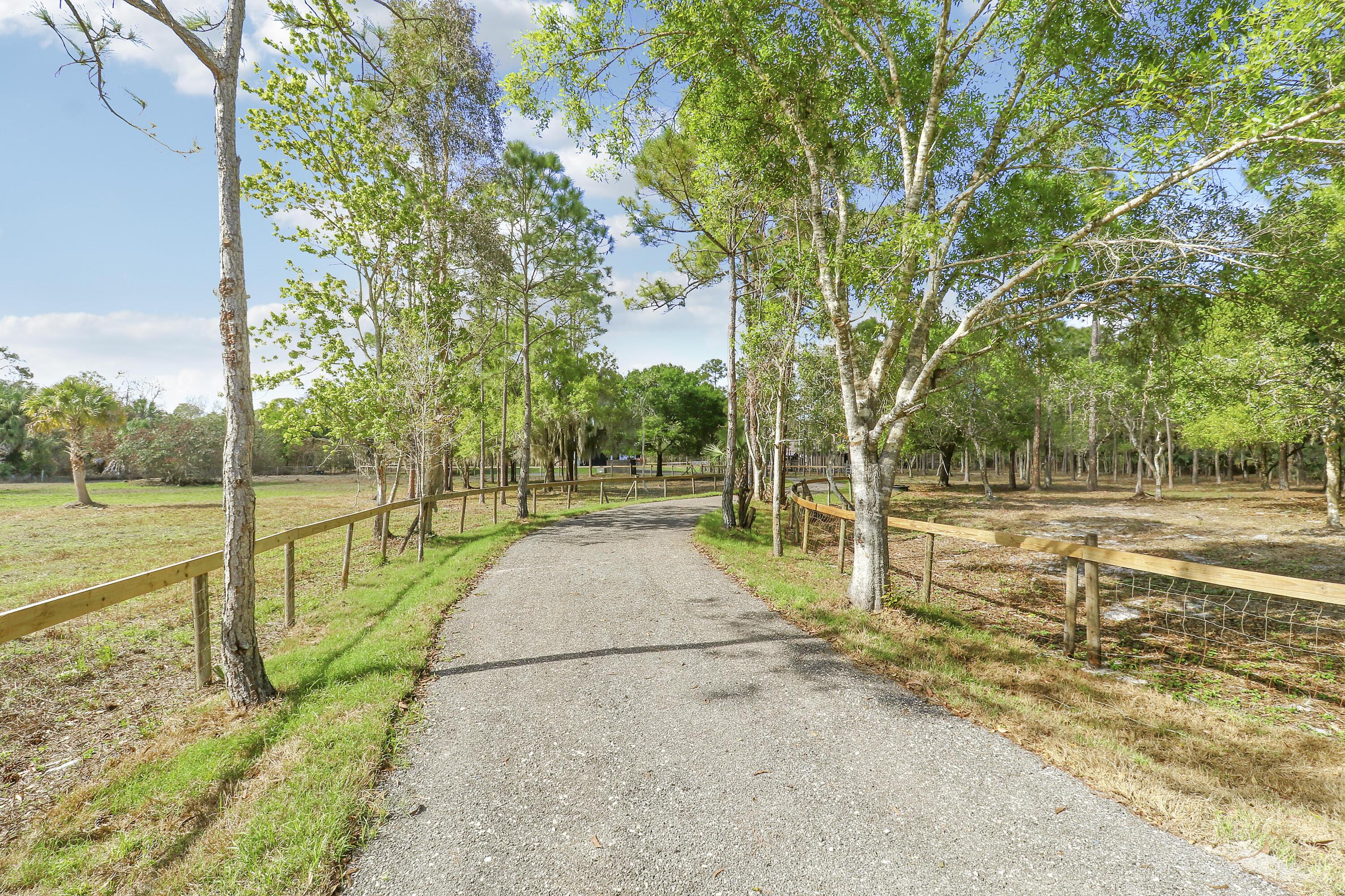 PALM CITY FARMS - Residential