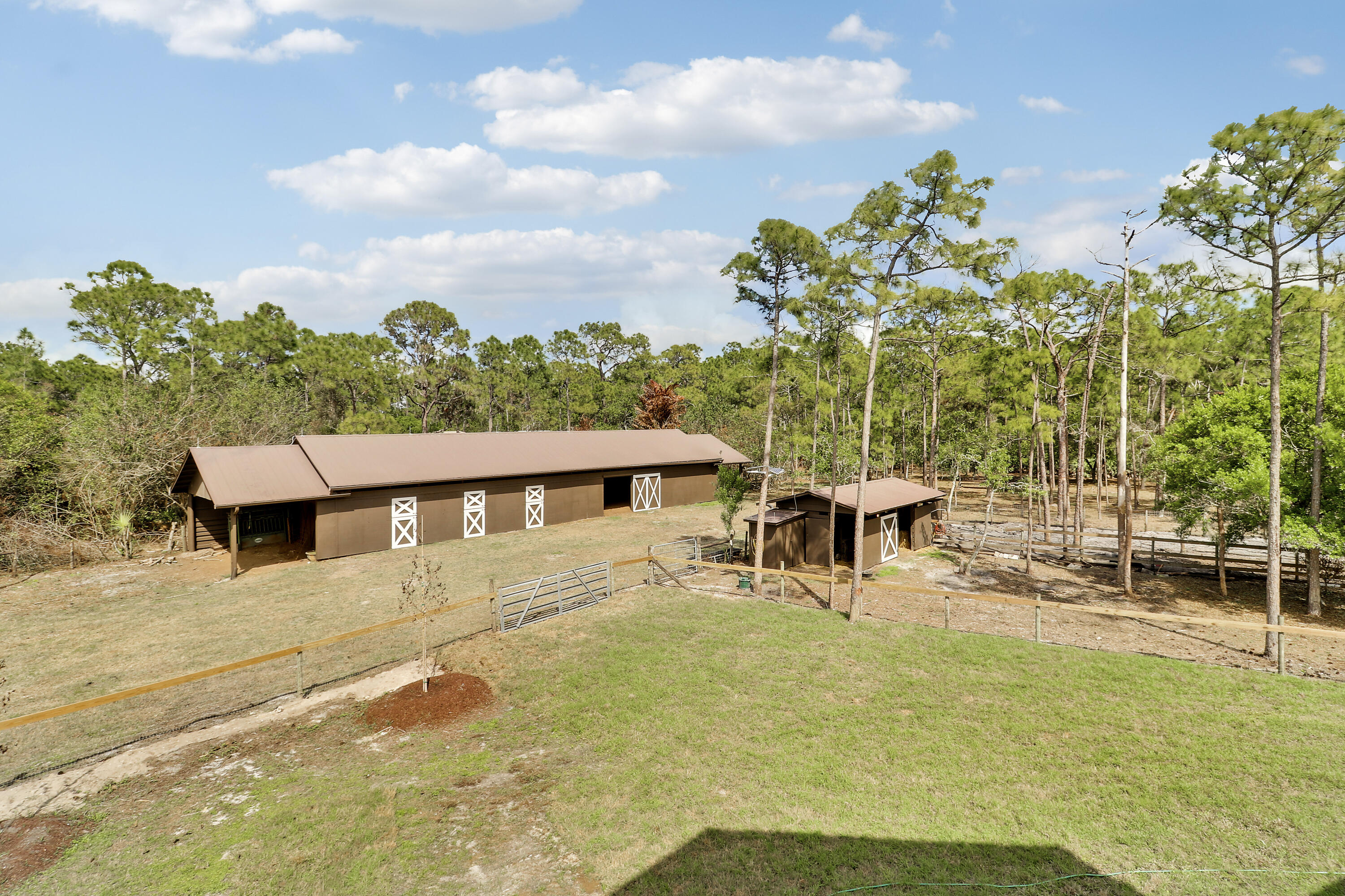 PALM CITY FARMS - Residential