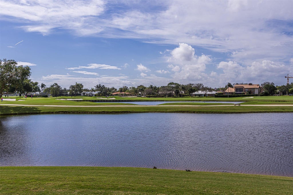 Photo of 2500 NE 48th Lane #609, Fort Lauderdale, FL 33308 (MLS # B26040482)