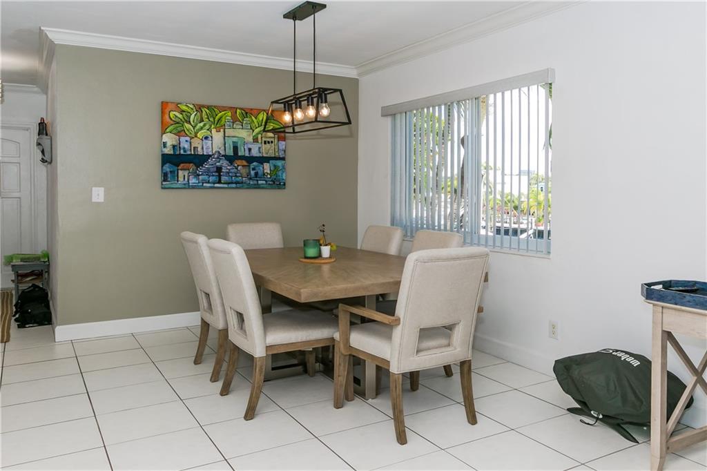 Harbor View Apts Condo - Residential