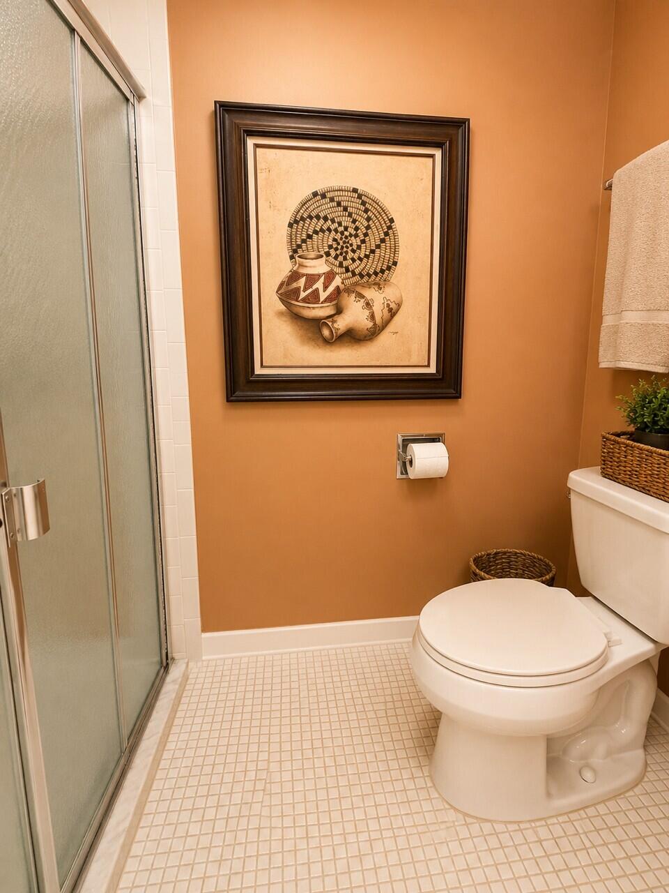 MAYFAIR HOUSE CONDO - Residential