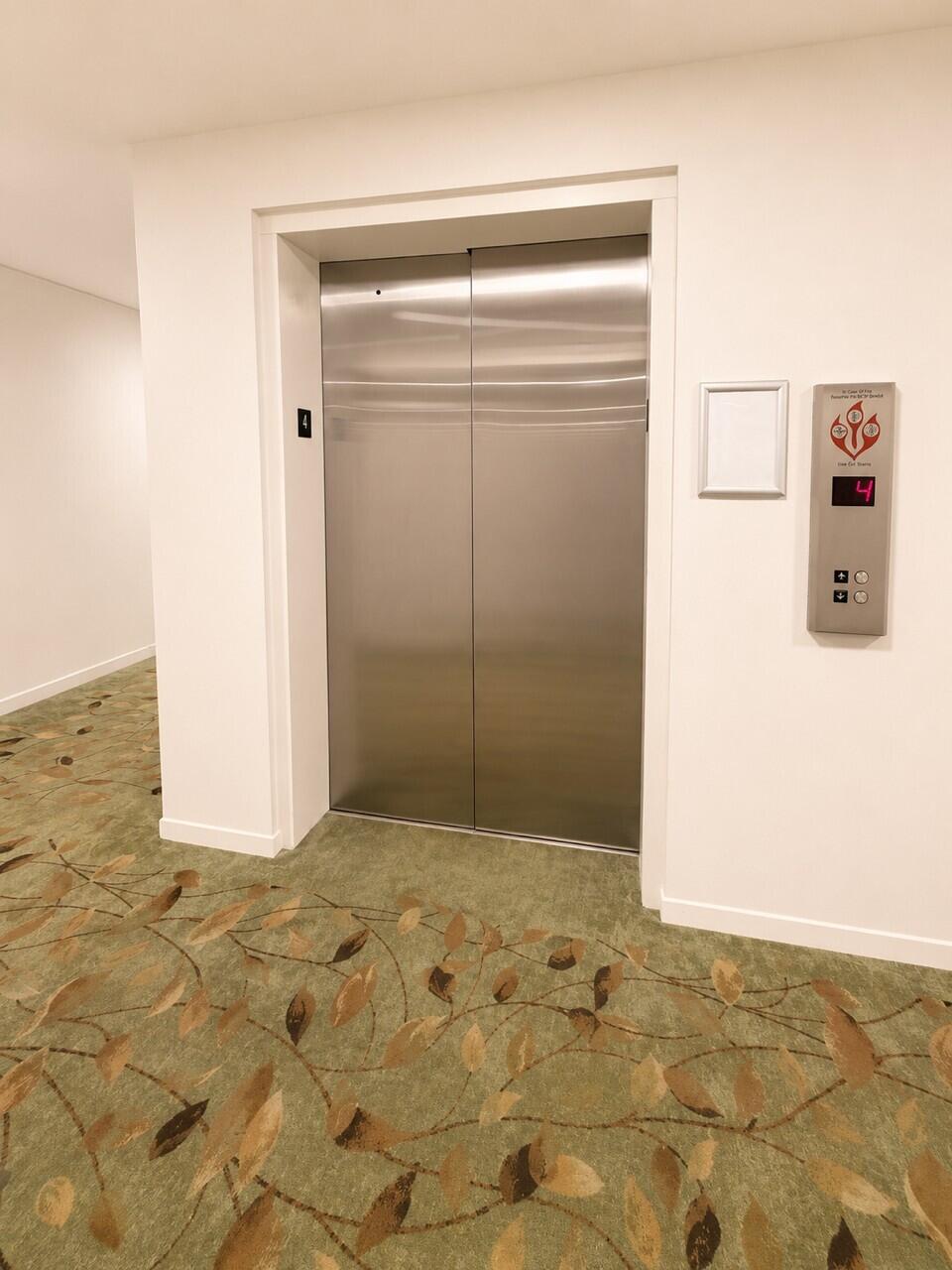 MAYFAIR HOUSE CONDO - Residential