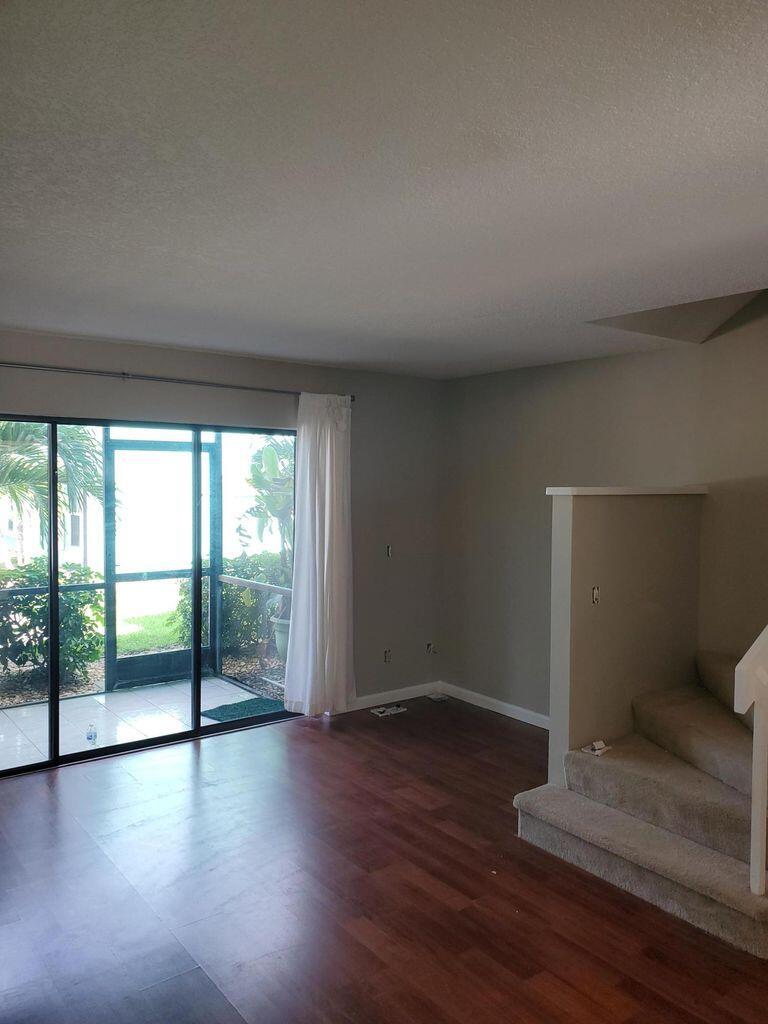 INDIAN RIVER LANDING - Residential Lease