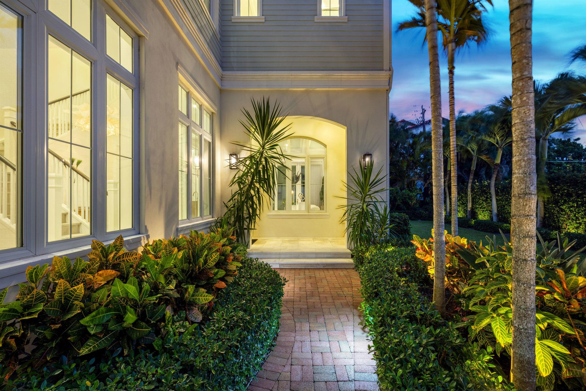 OCEAN BREEZE TOWNHOMES CO - Residential