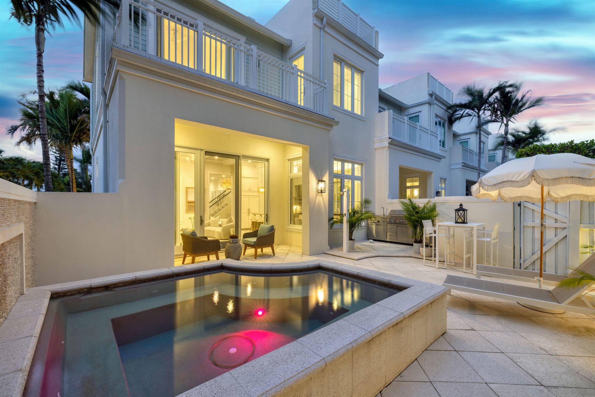 OCEAN BREEZE TOWNHOMES CO - Residential