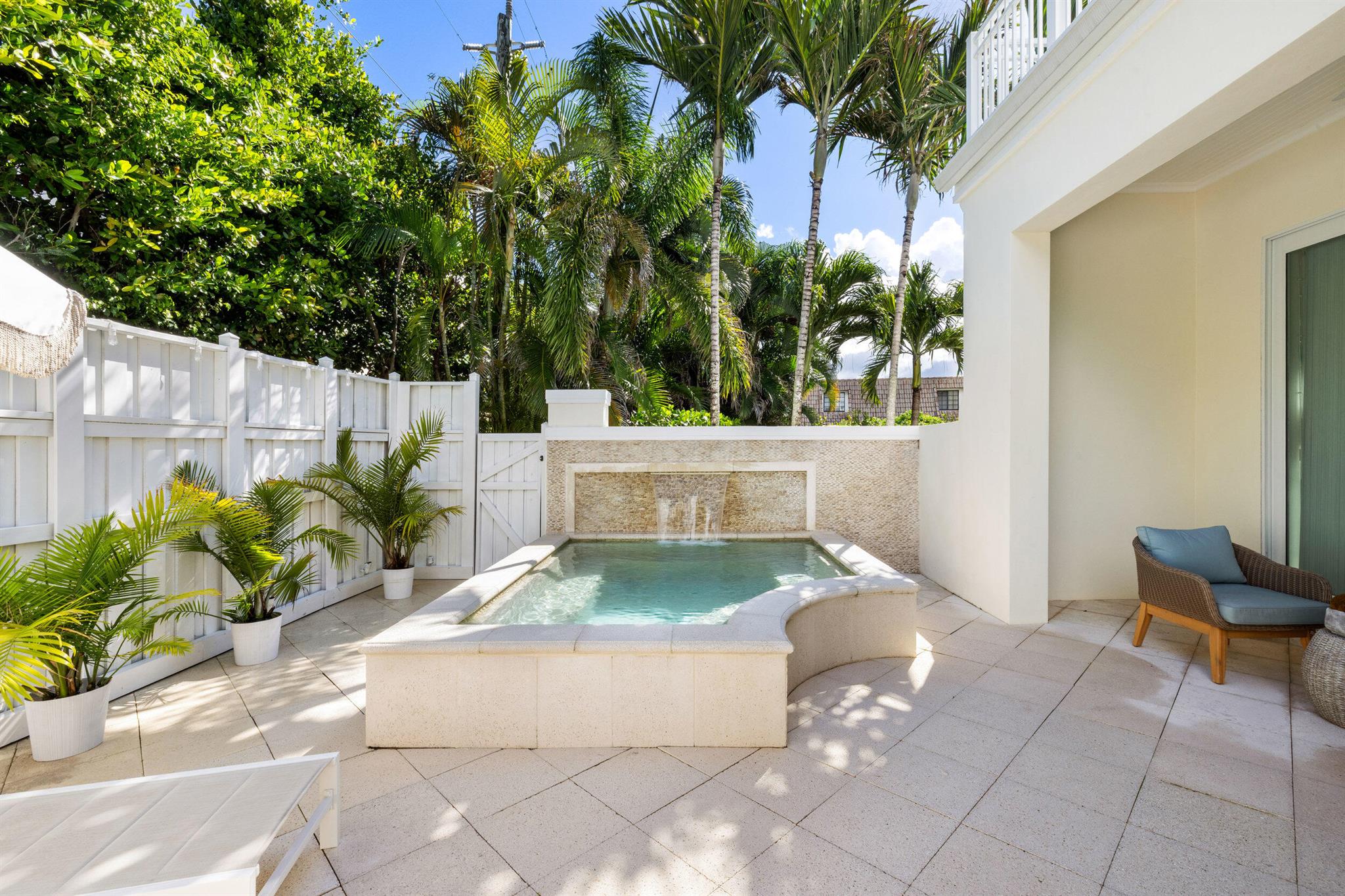 OCEAN BREEZE TOWNHOMES CO - Residential