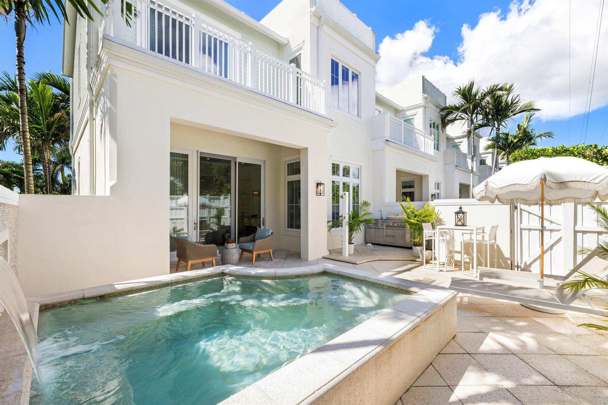 OCEAN BREEZE TOWNHOMES CO - Residential