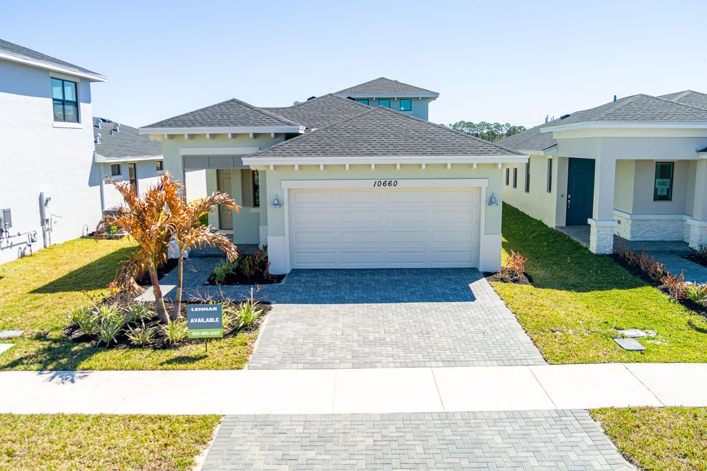 Photo of 10660 NW Wilgrove Lane, Port Saint Lucie, FL 34987 (MLS # R11141399)