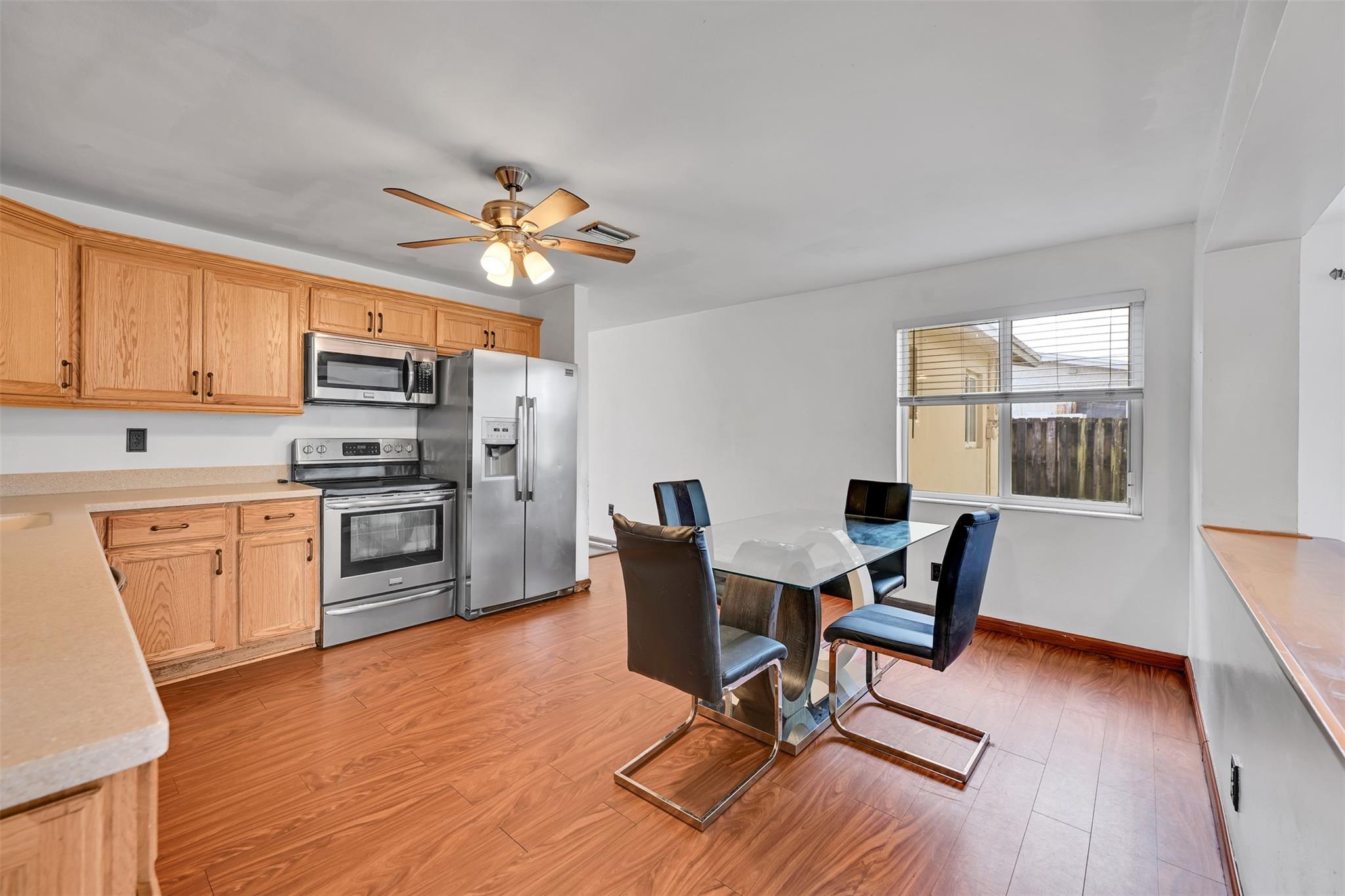 SUMMERTIME ISLES SECOND A - Residential
