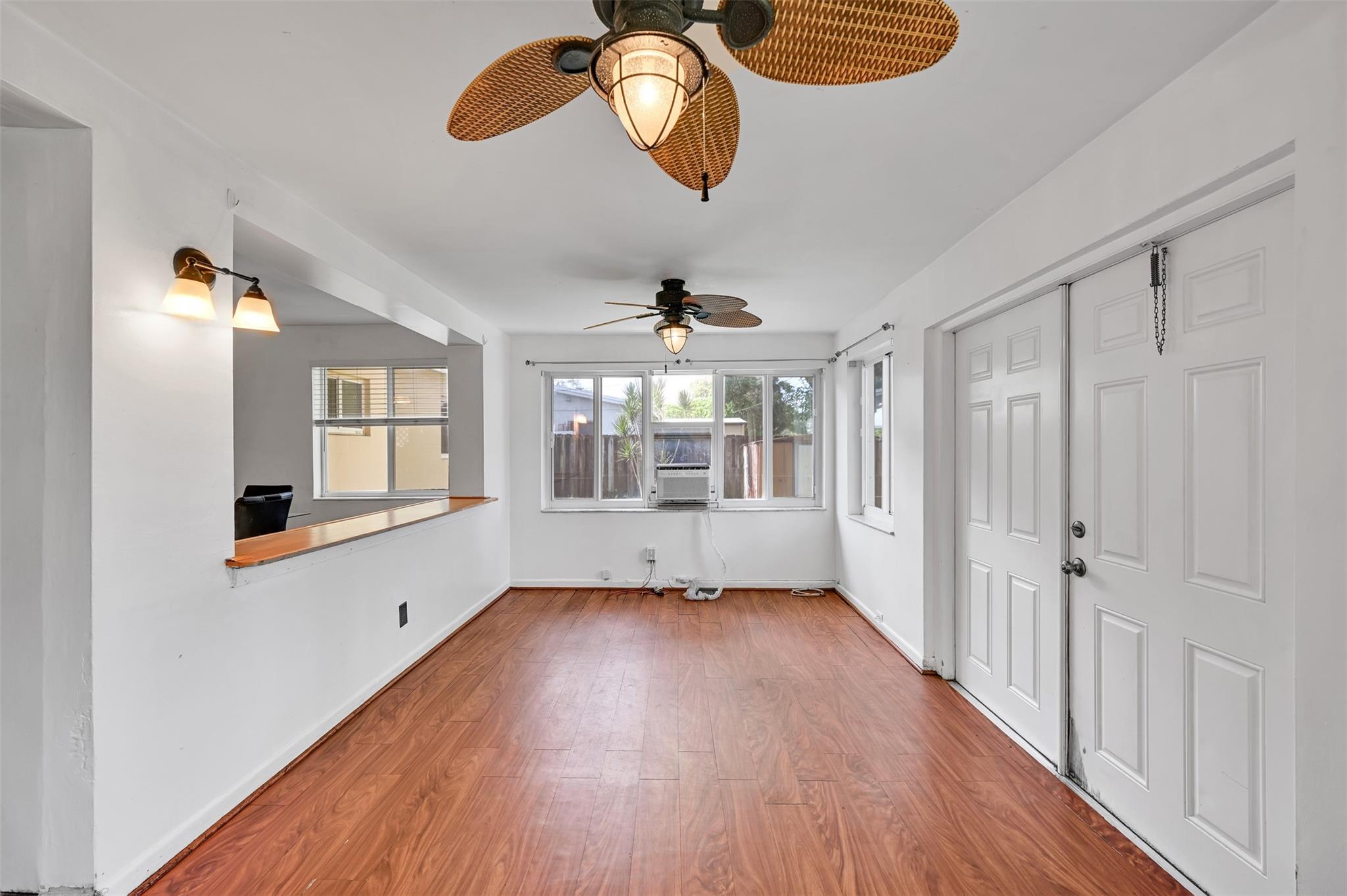 SUMMERTIME ISLES SECOND A - Residential