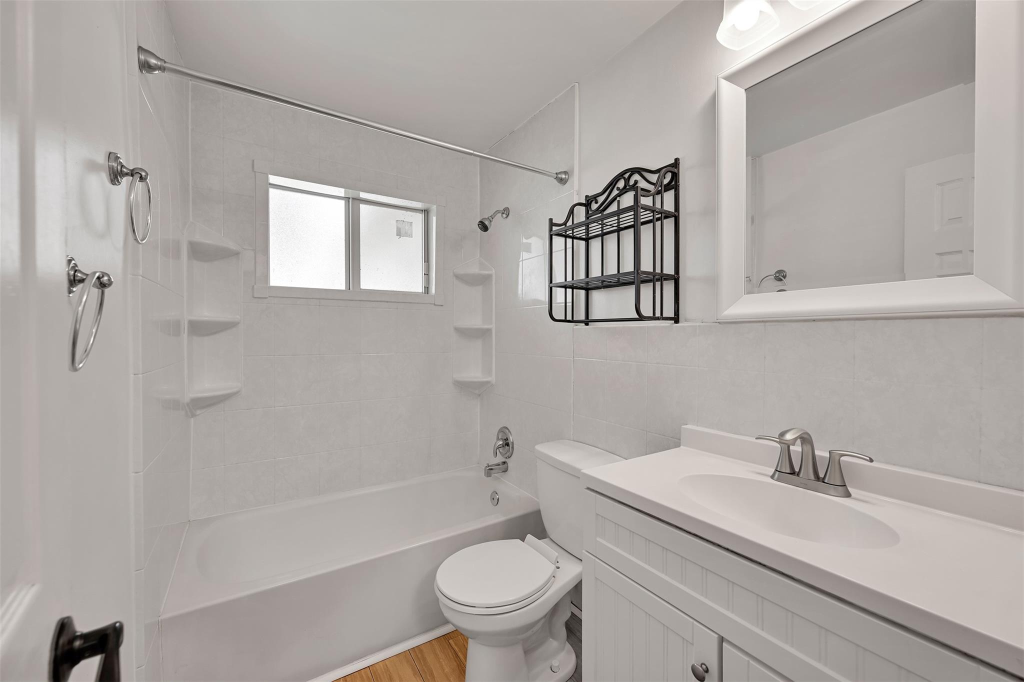 SUMMERTIME ISLES SECOND A - Residential