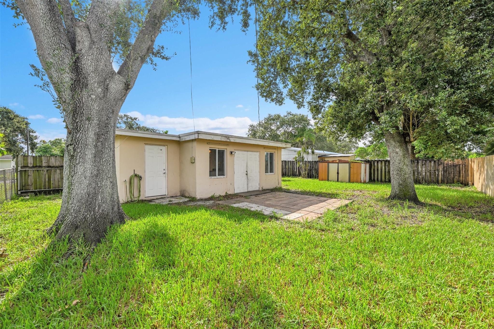 SUMMERTIME ISLES SECOND A - Residential