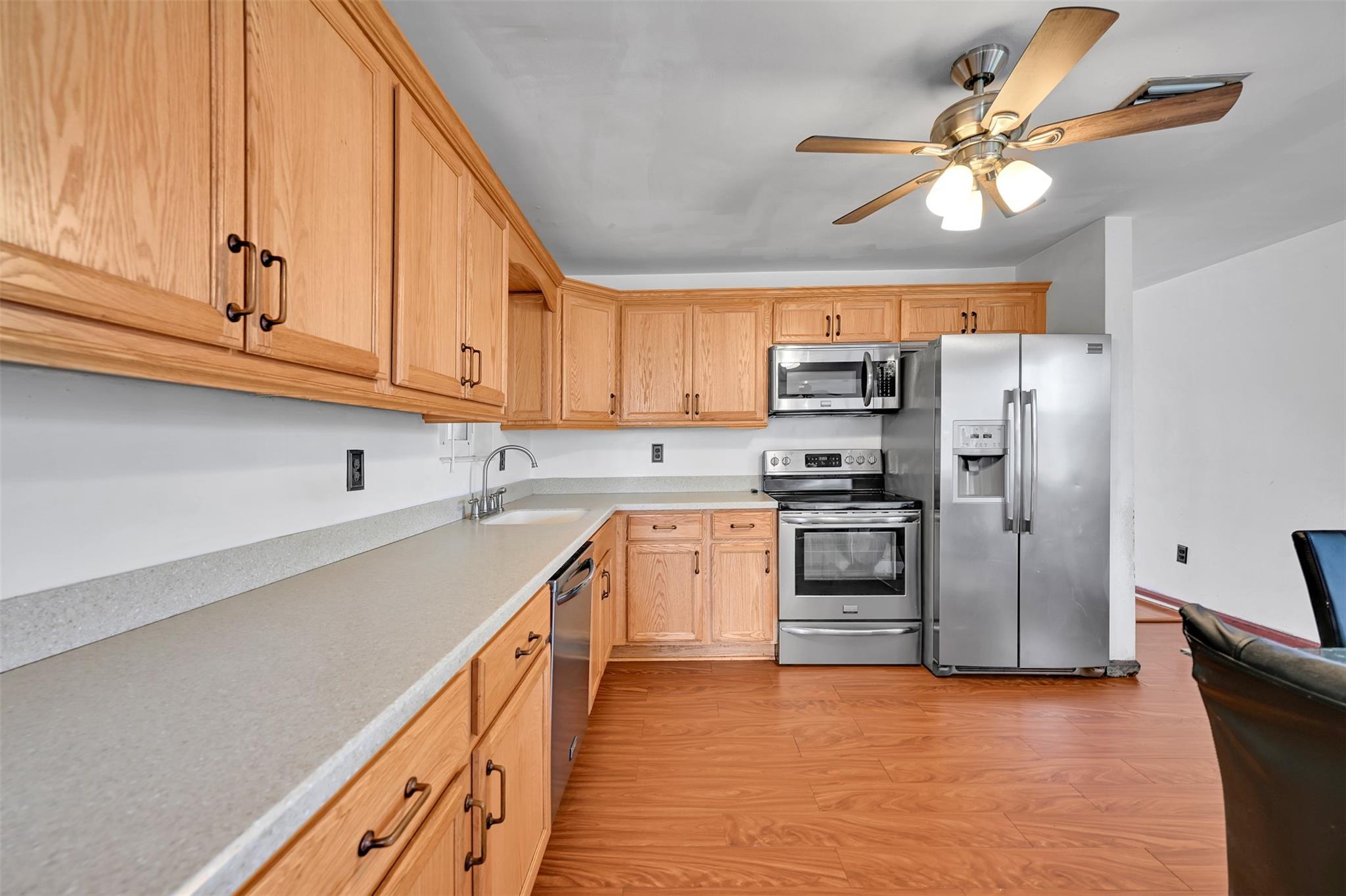 SUMMERTIME ISLES SECOND A - Residential