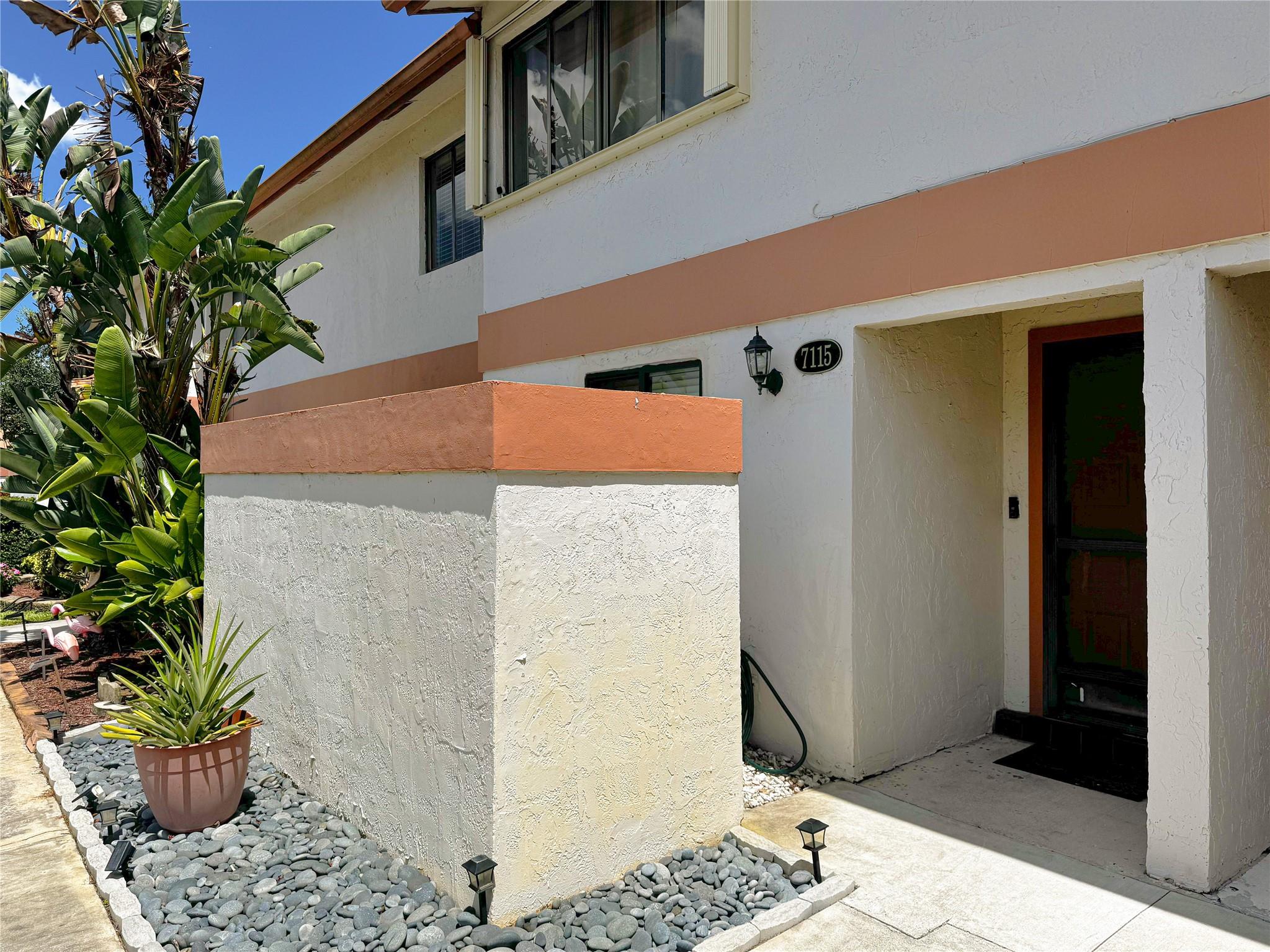 ORANGE PLAT - Residential Lease