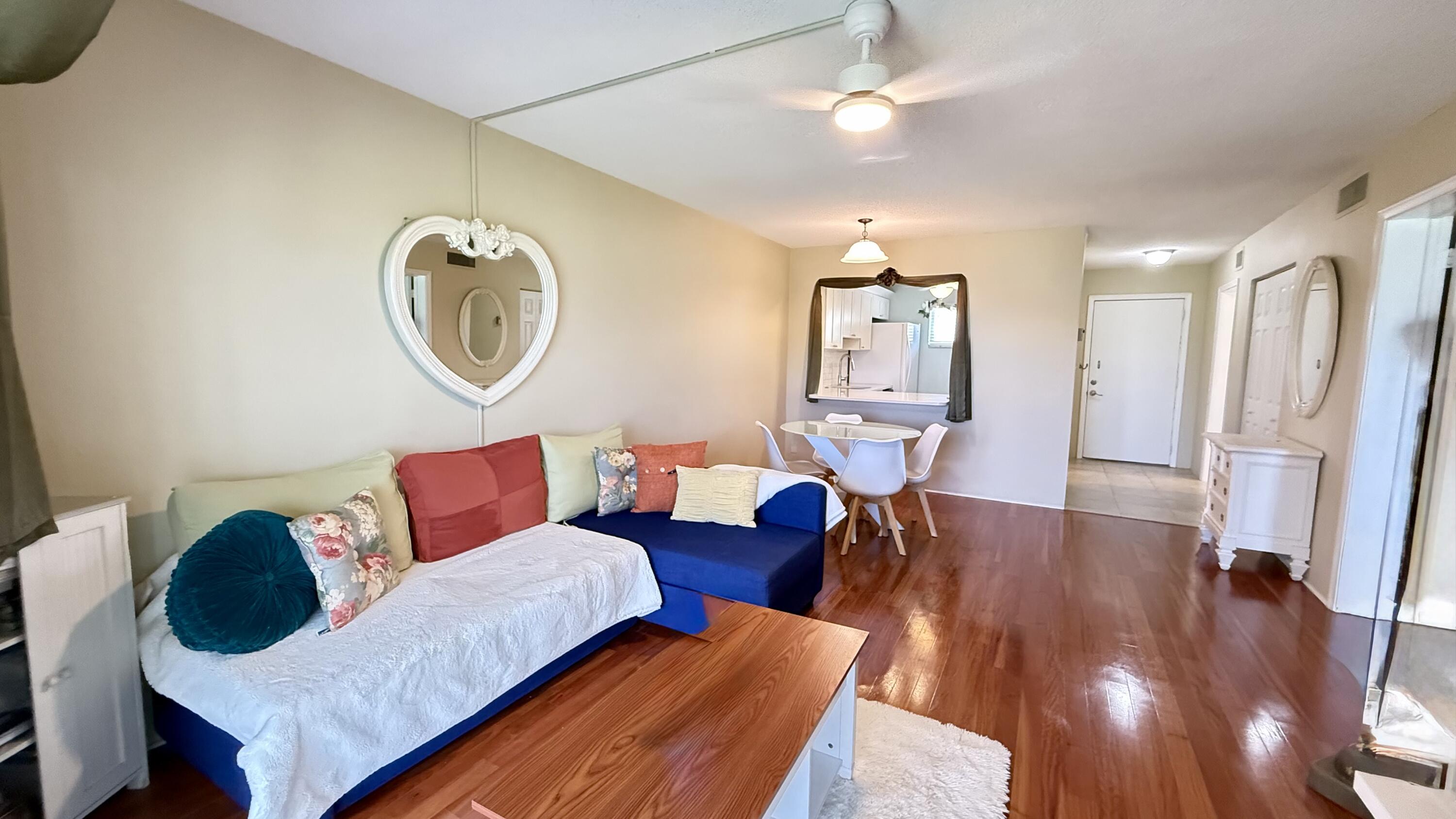 LAKE CLARKE GARDENS CONDO 7 - Residential