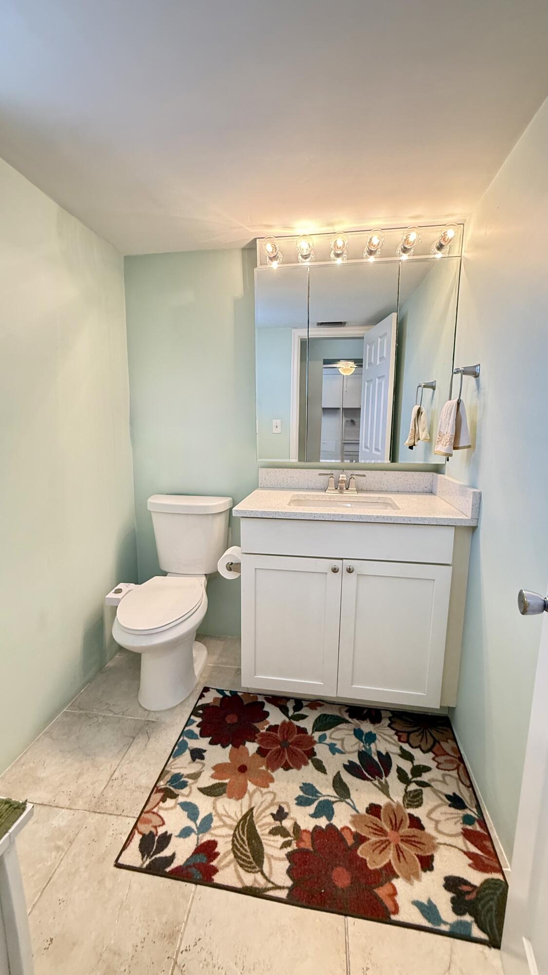 LAKE CLARKE GARDENS CONDO 7 - Residential