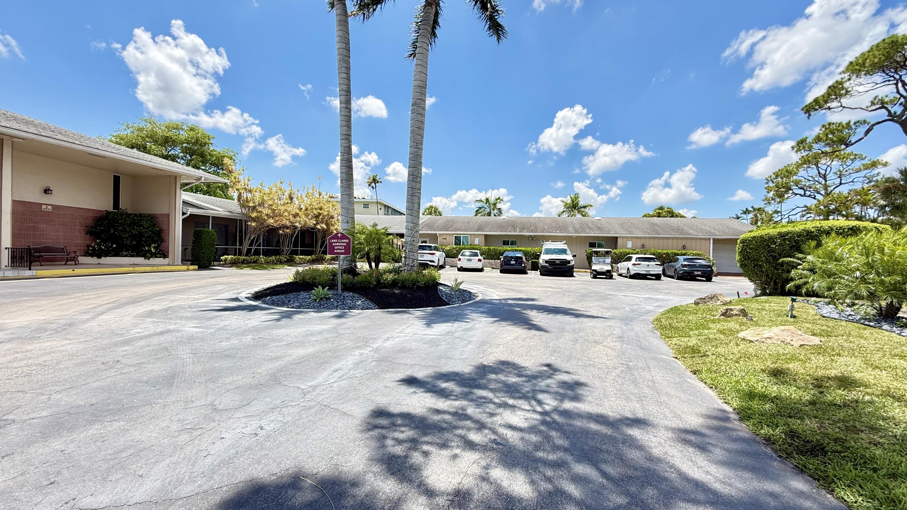 LAKE CLARKE GARDENS CONDO 7 - Residential