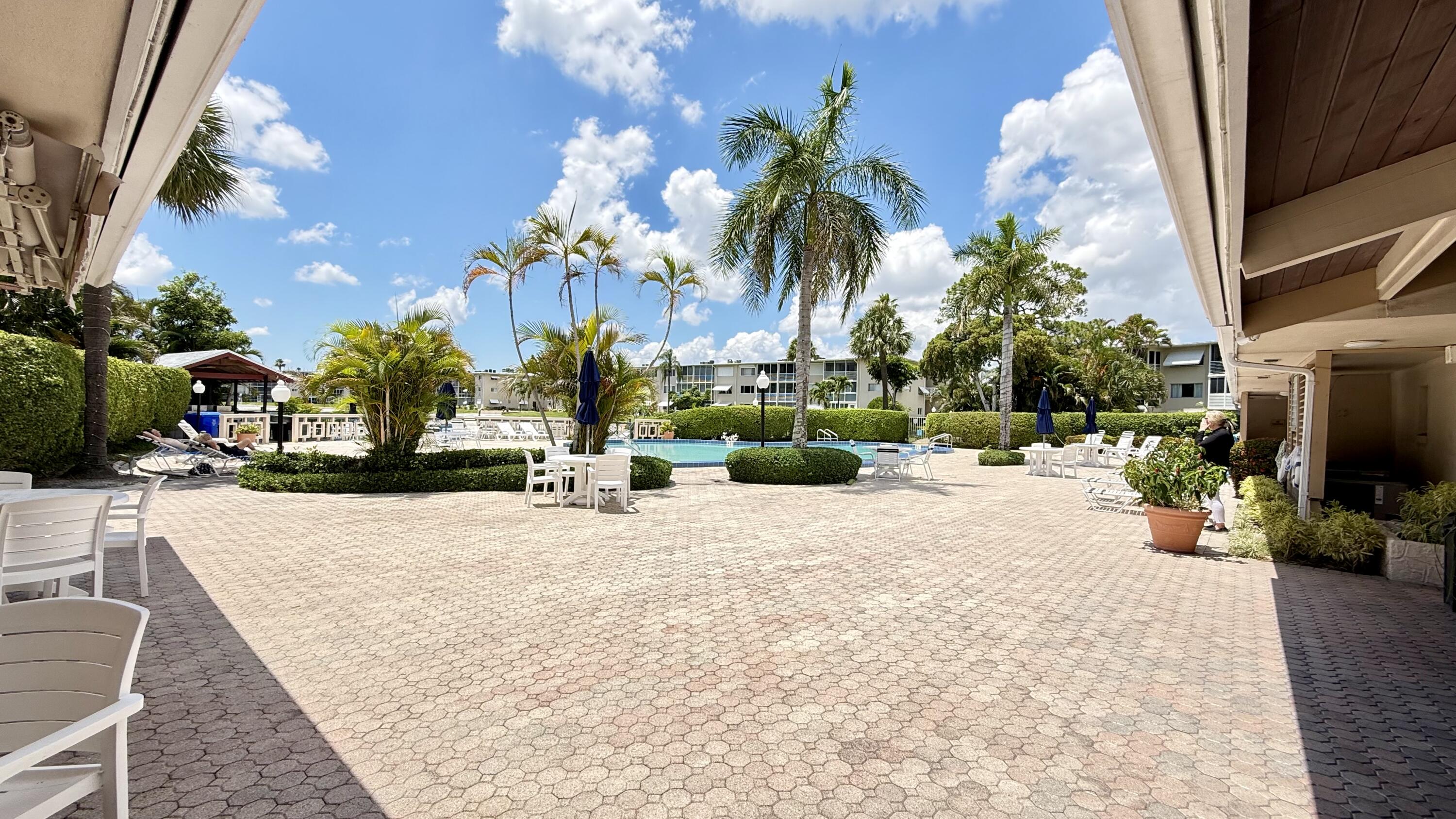 LAKE CLARKE GARDENS CONDO 7 - Residential