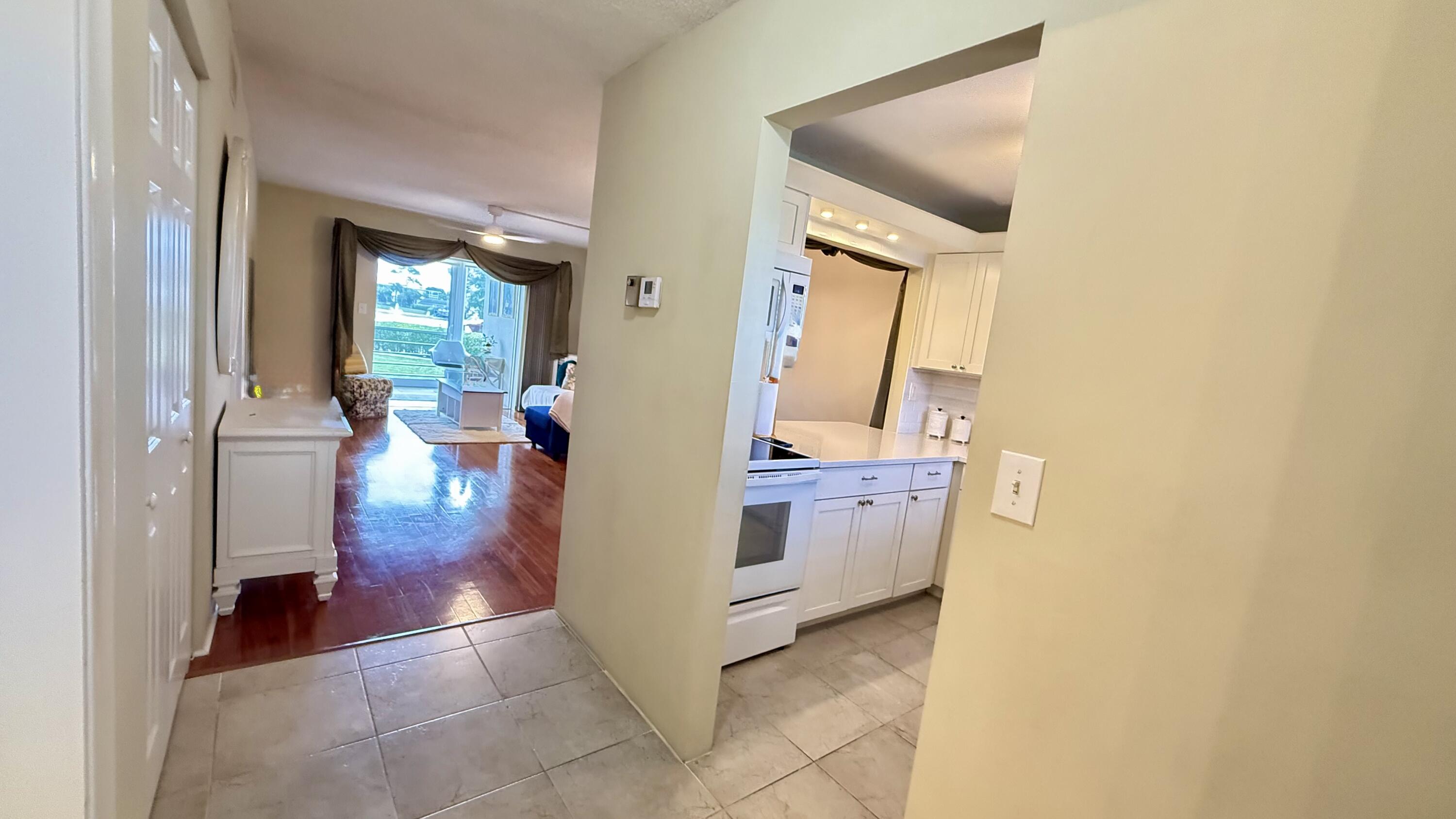 LAKE CLARKE GARDENS CONDO 7 - Residential