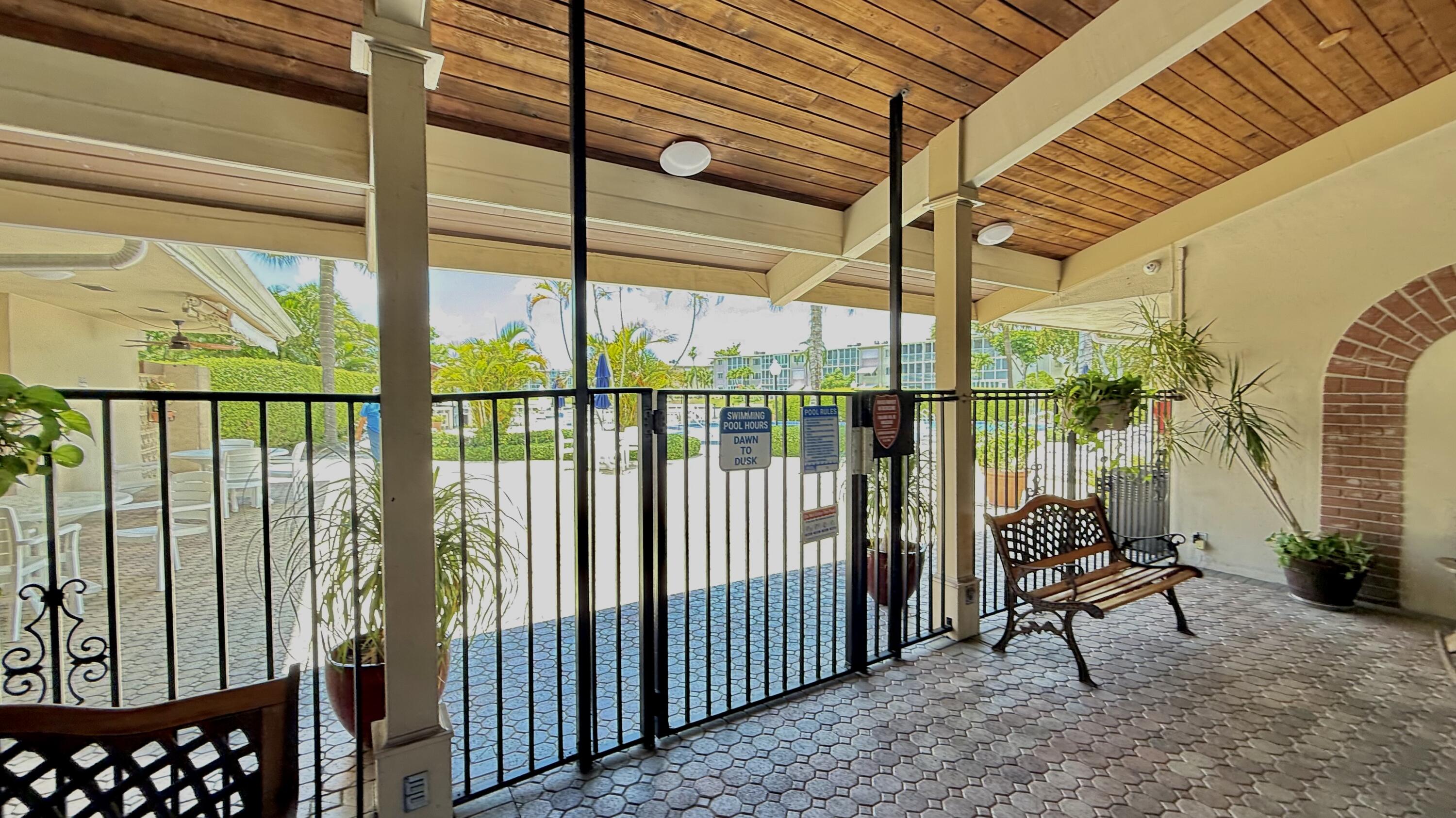 LAKE CLARKE GARDENS CONDO 7 - Residential