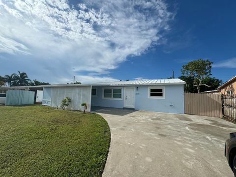 2837 Floweva Street Palm Springs FL 33406